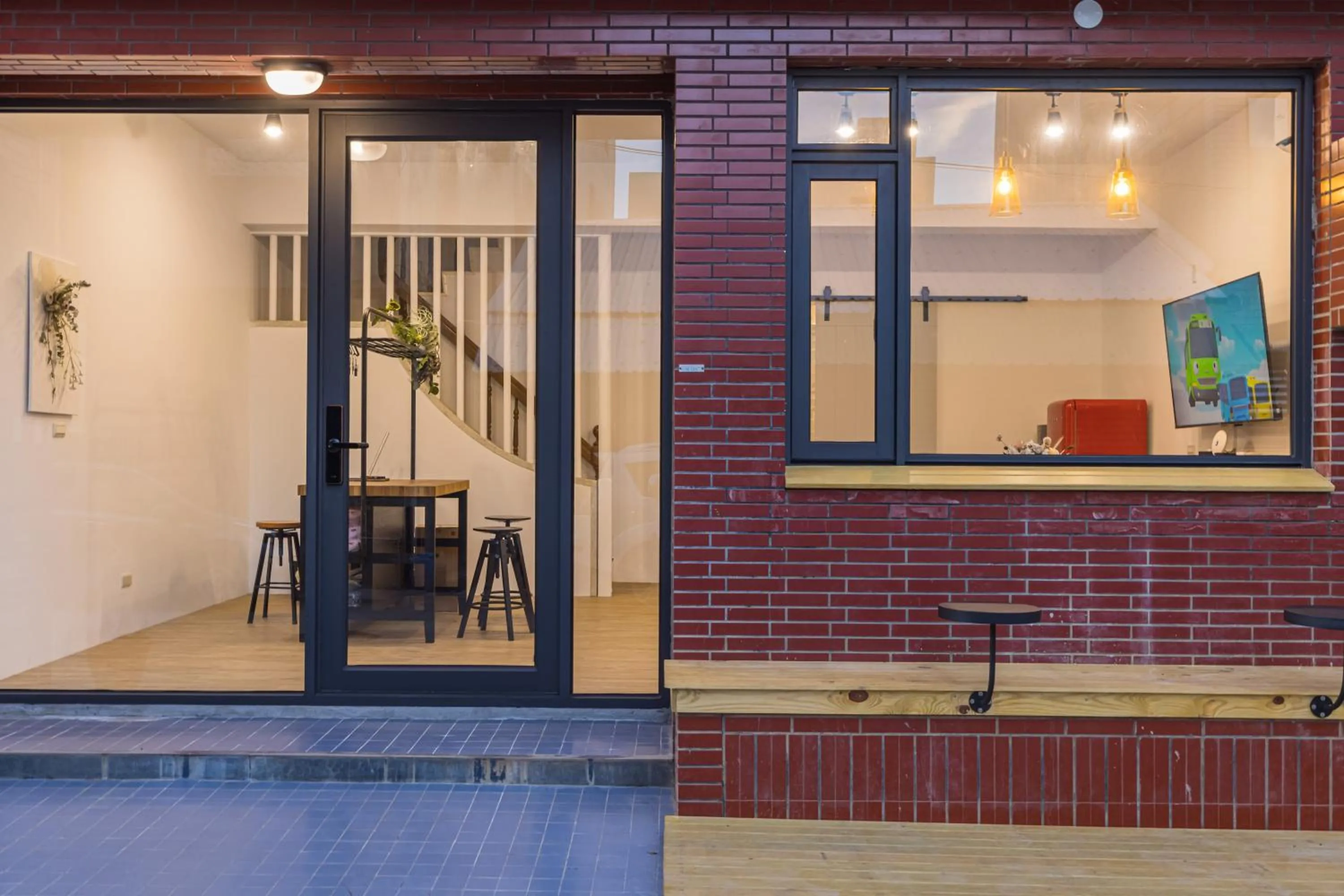 Property building in Nice Hostel