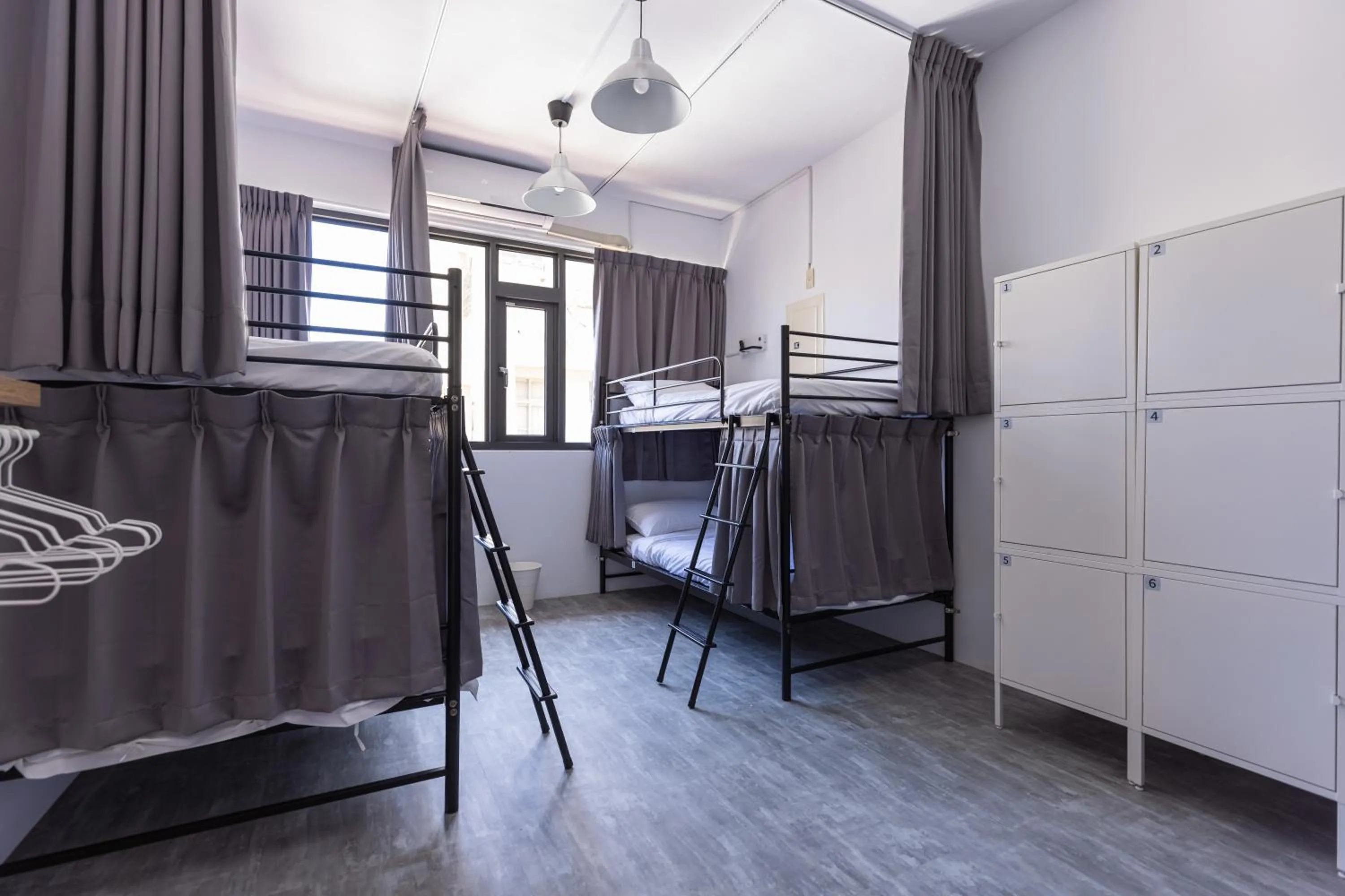 bunk bed, Bed in Nice Hostel