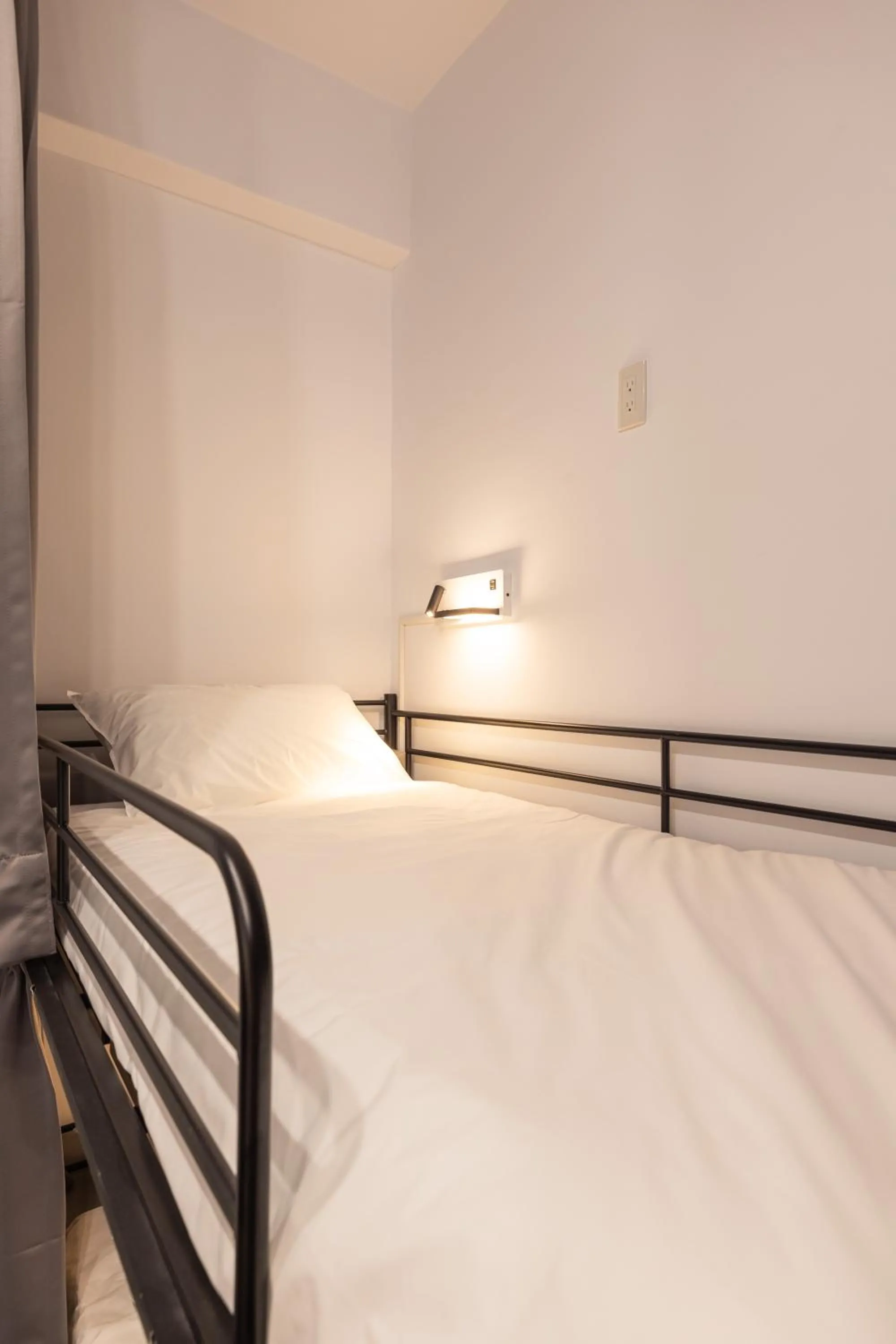 Bed in Nice Hostel