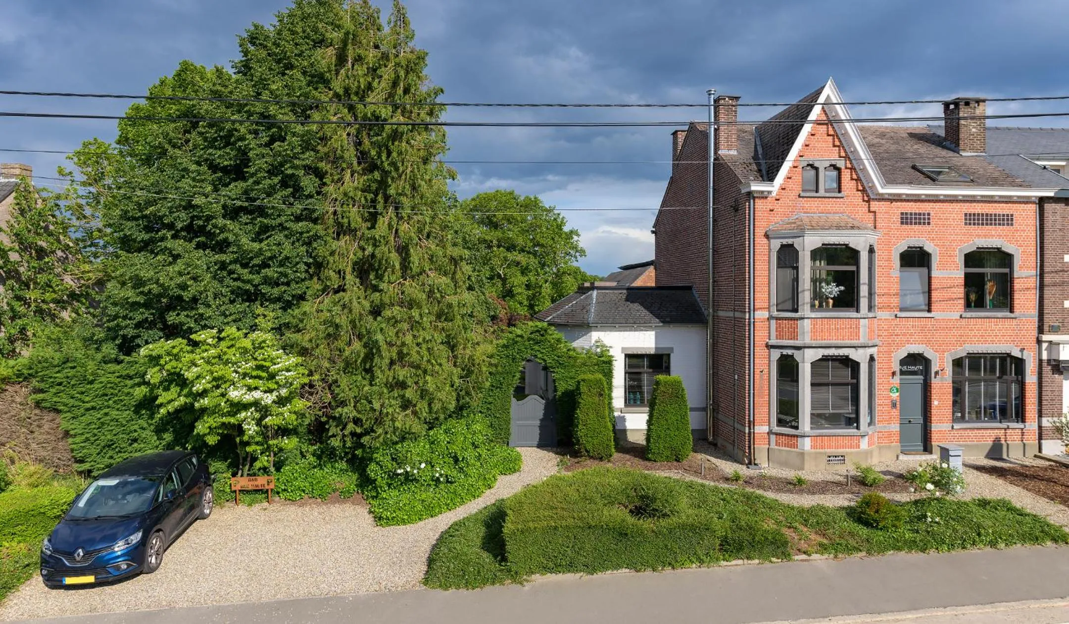 Property building in Rue Haute by M&M 4 sterren bed en breakfast vlakbij Maastricht