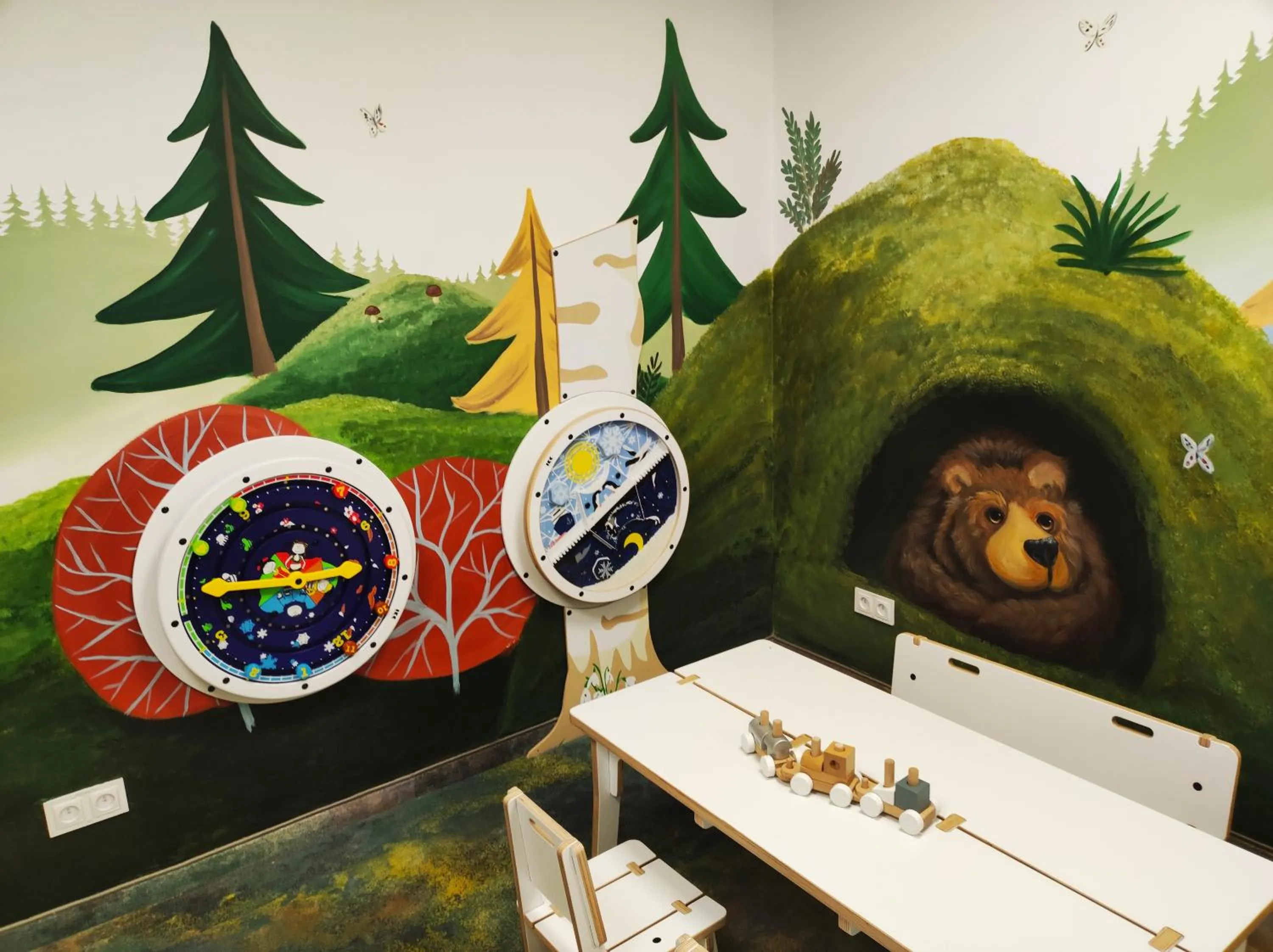 Children play ground in Willa Pod Kolejką