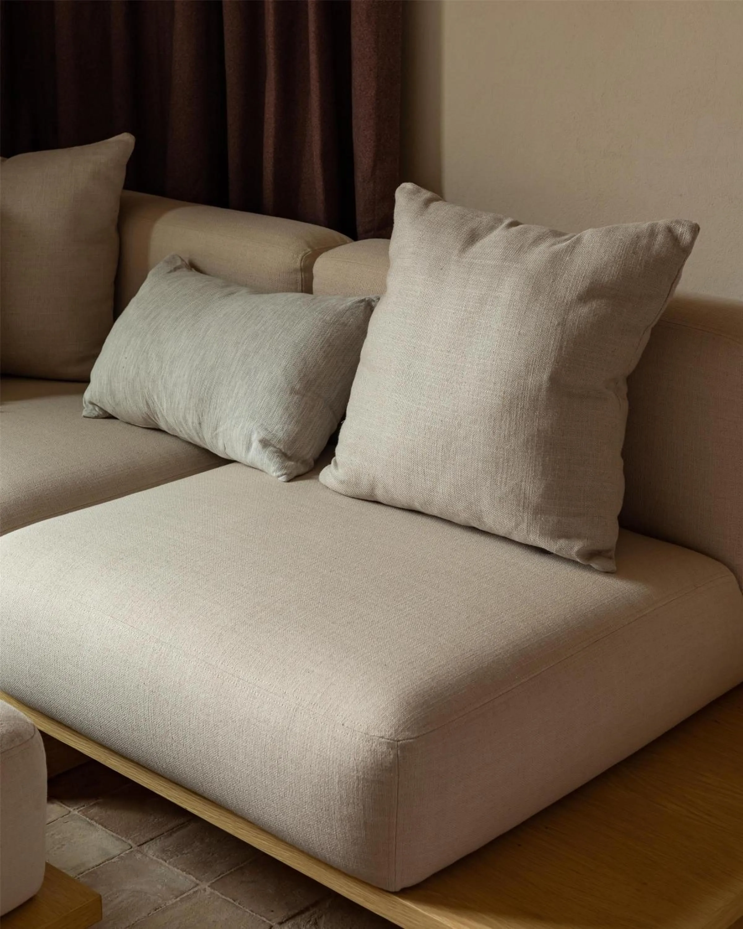 Living room, Bed in Albor San Miguel de Allende, Tapestry Collection by Hilton