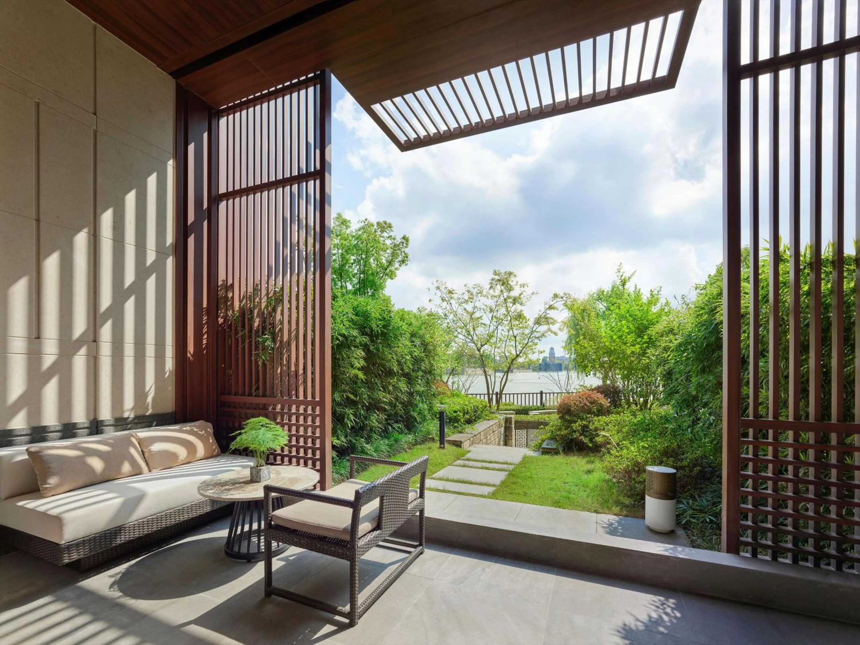 Living room in Hilton Shanghai Songjiang Guangfulin