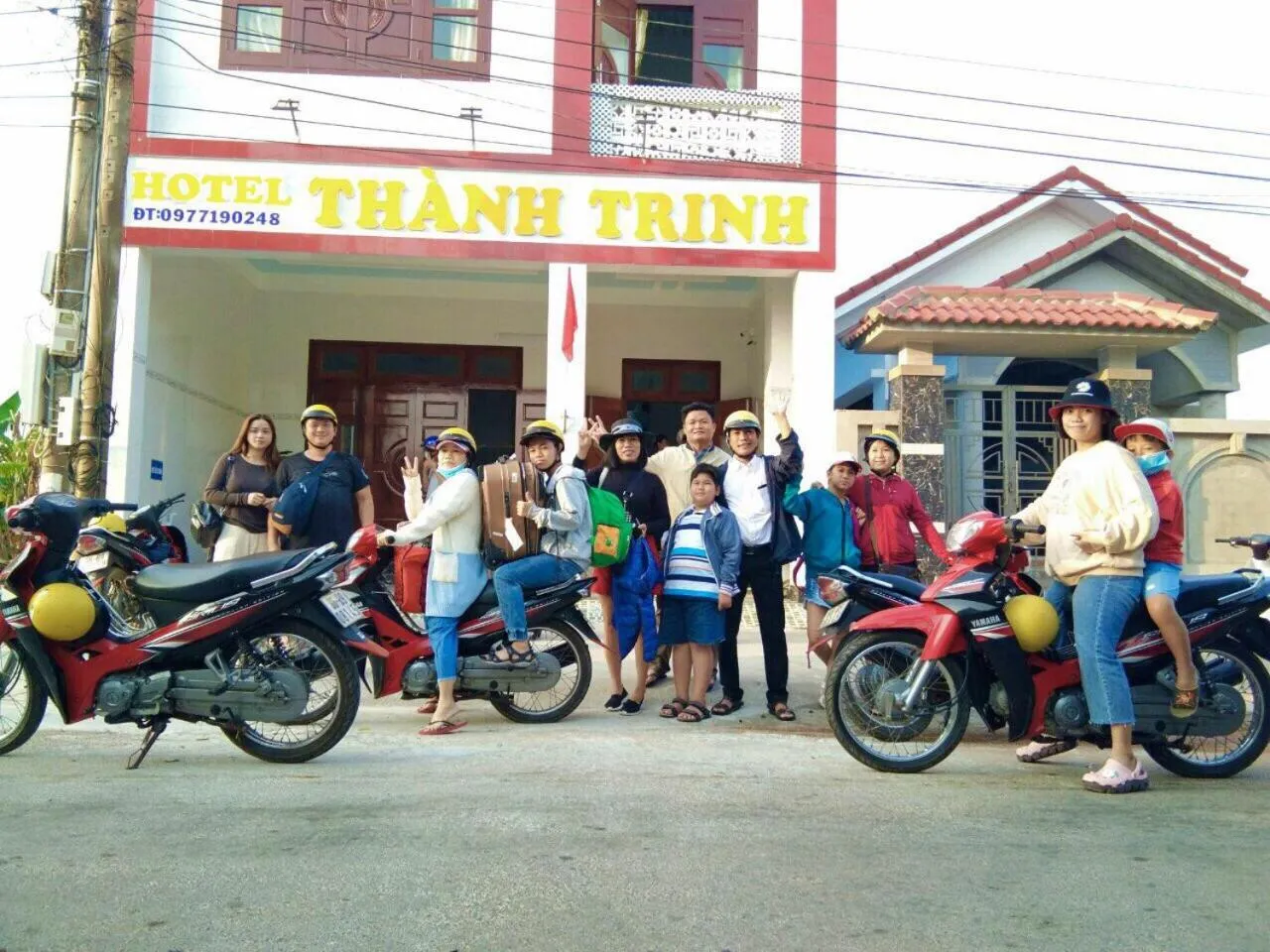Facade/entrance in Thành Trinh hotel đảo Phú Quý