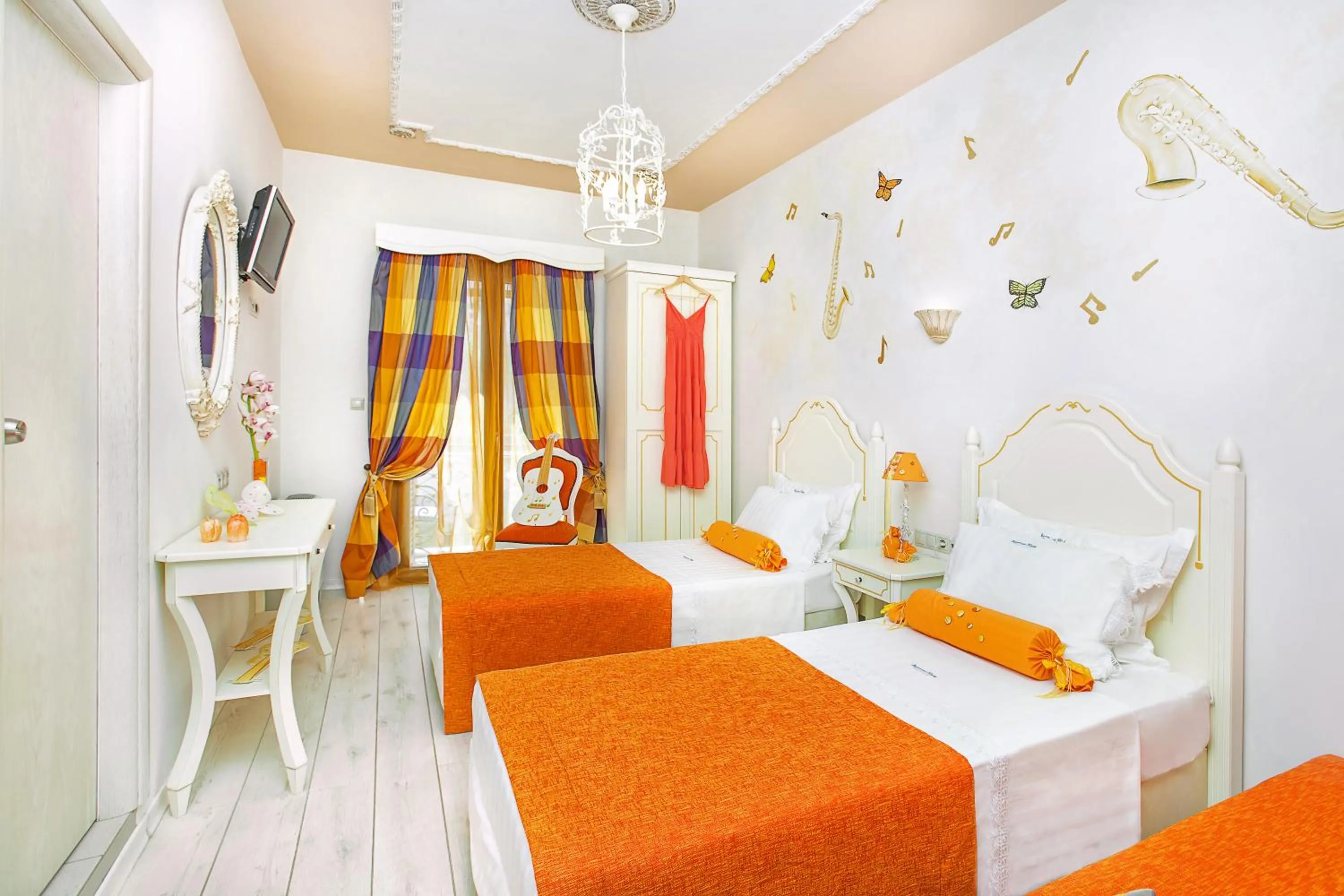 Photo of the whole room, Bed in Archontiko Kymis Boutique Hotel