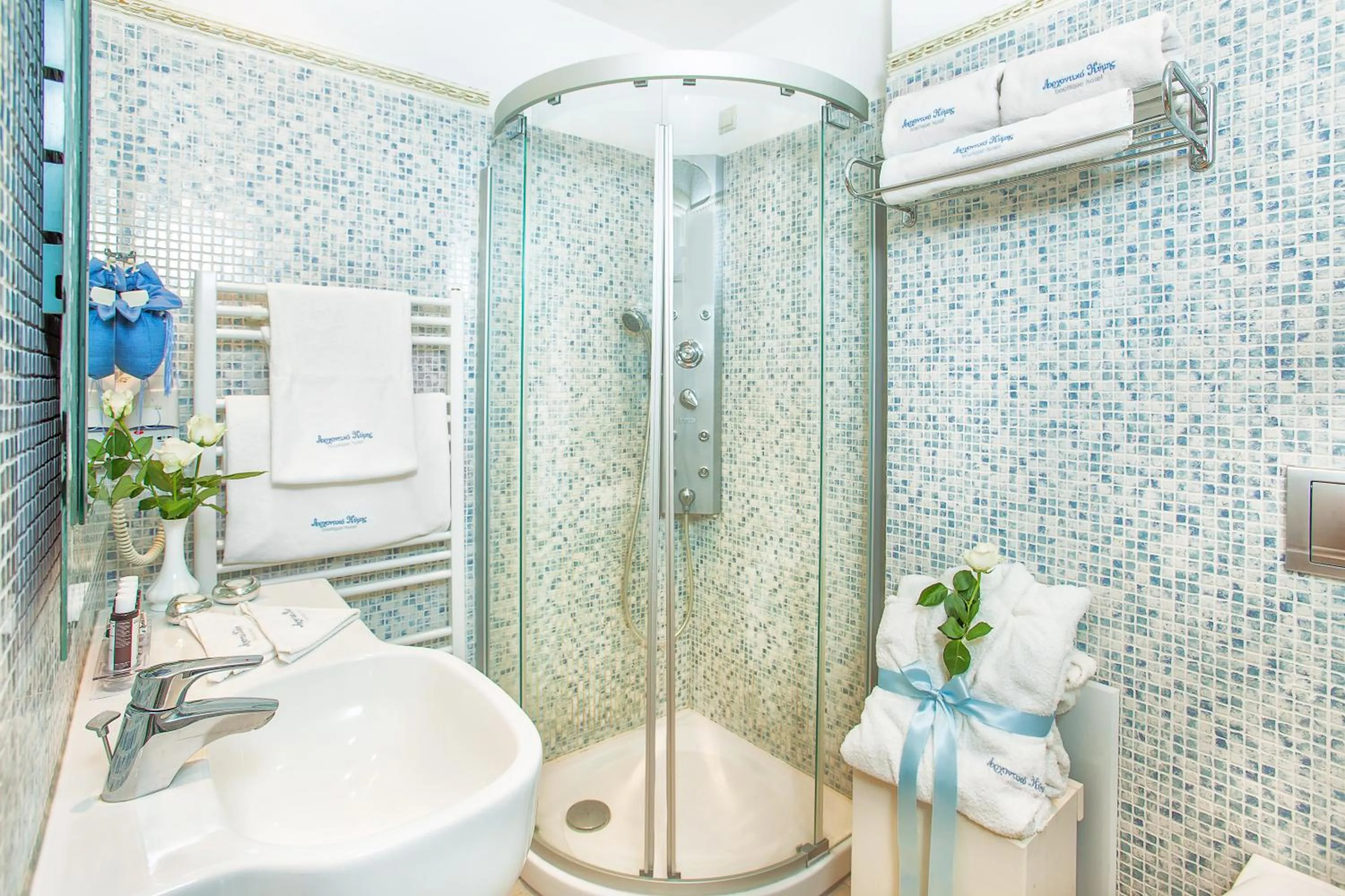 Shower in Archontiko Kymis Boutique Hotel