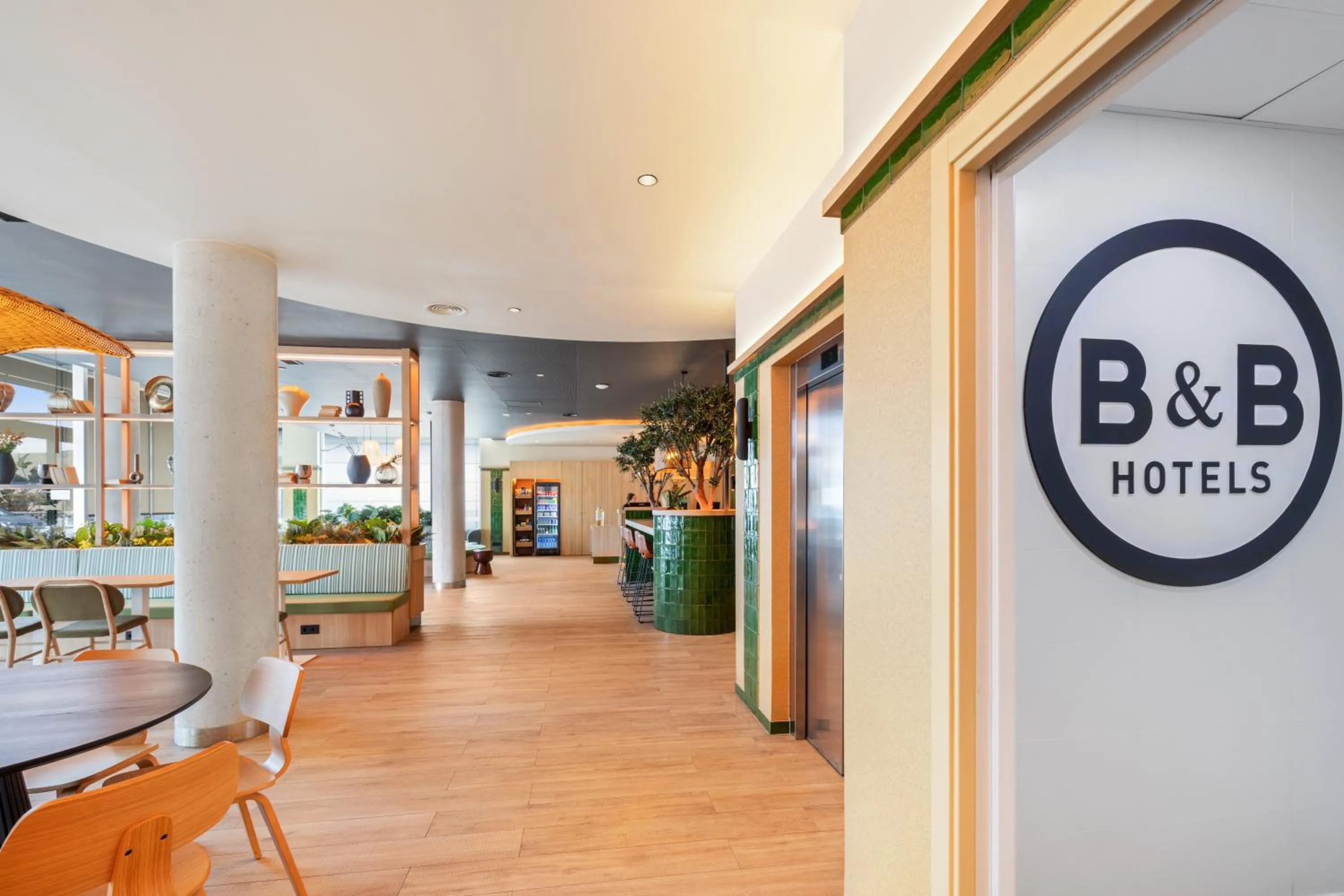 Seating area in B&B HOTEL Murcia