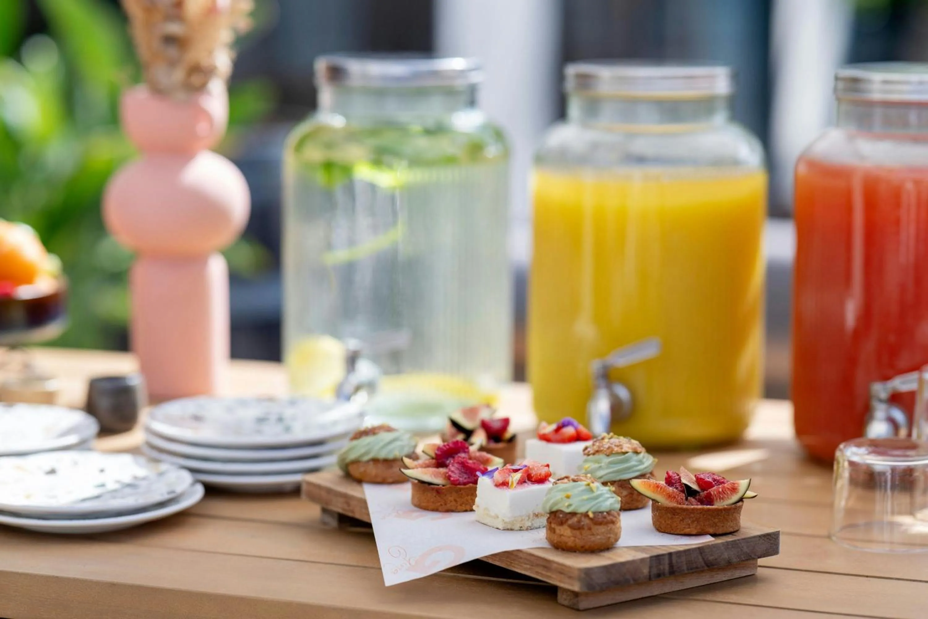 Meeting/conference room in Renaissance Bordeaux Hotel