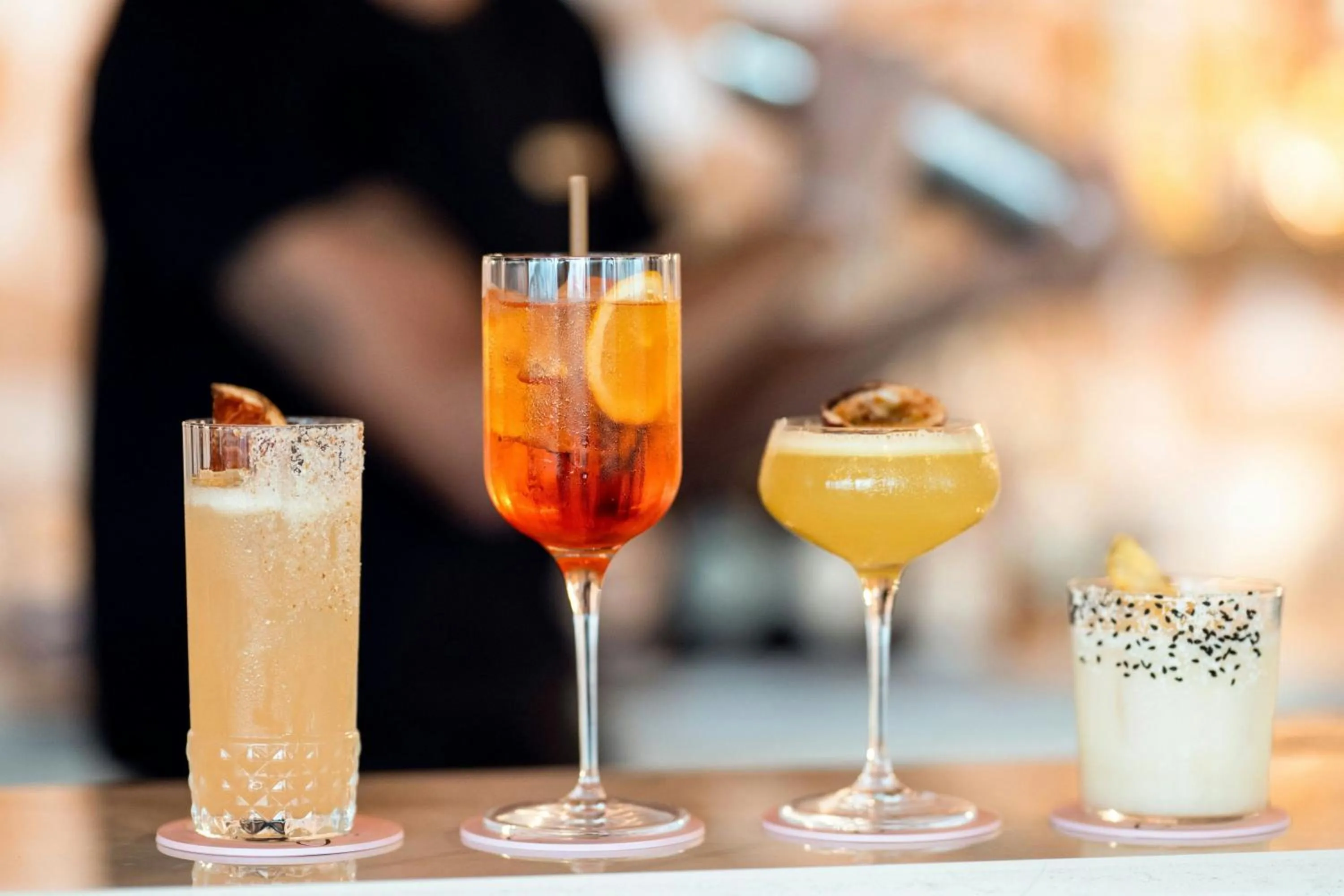 Lounge or bar in Renaissance Bordeaux Hotel