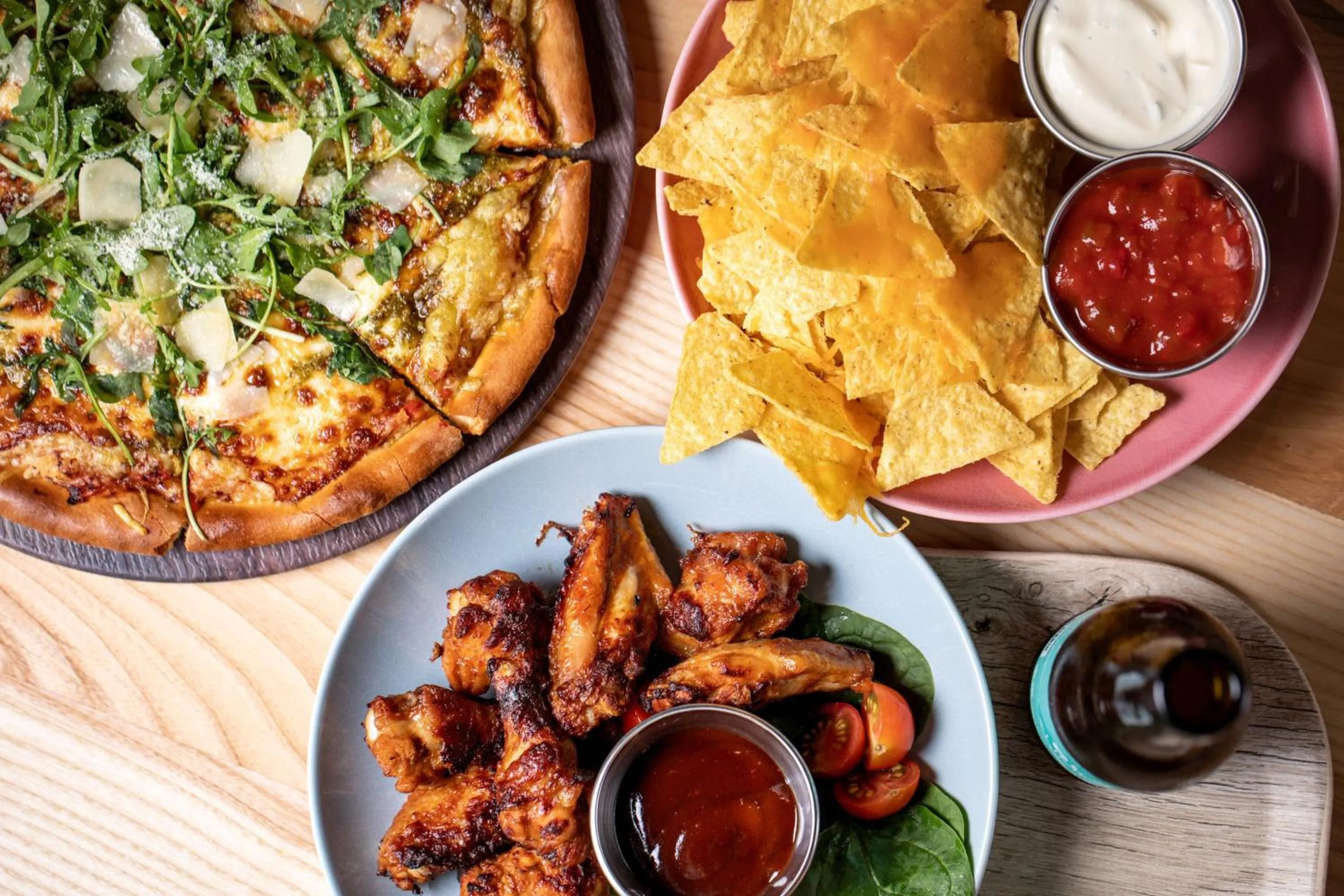 Lounge or bar in Moxy Bordeaux