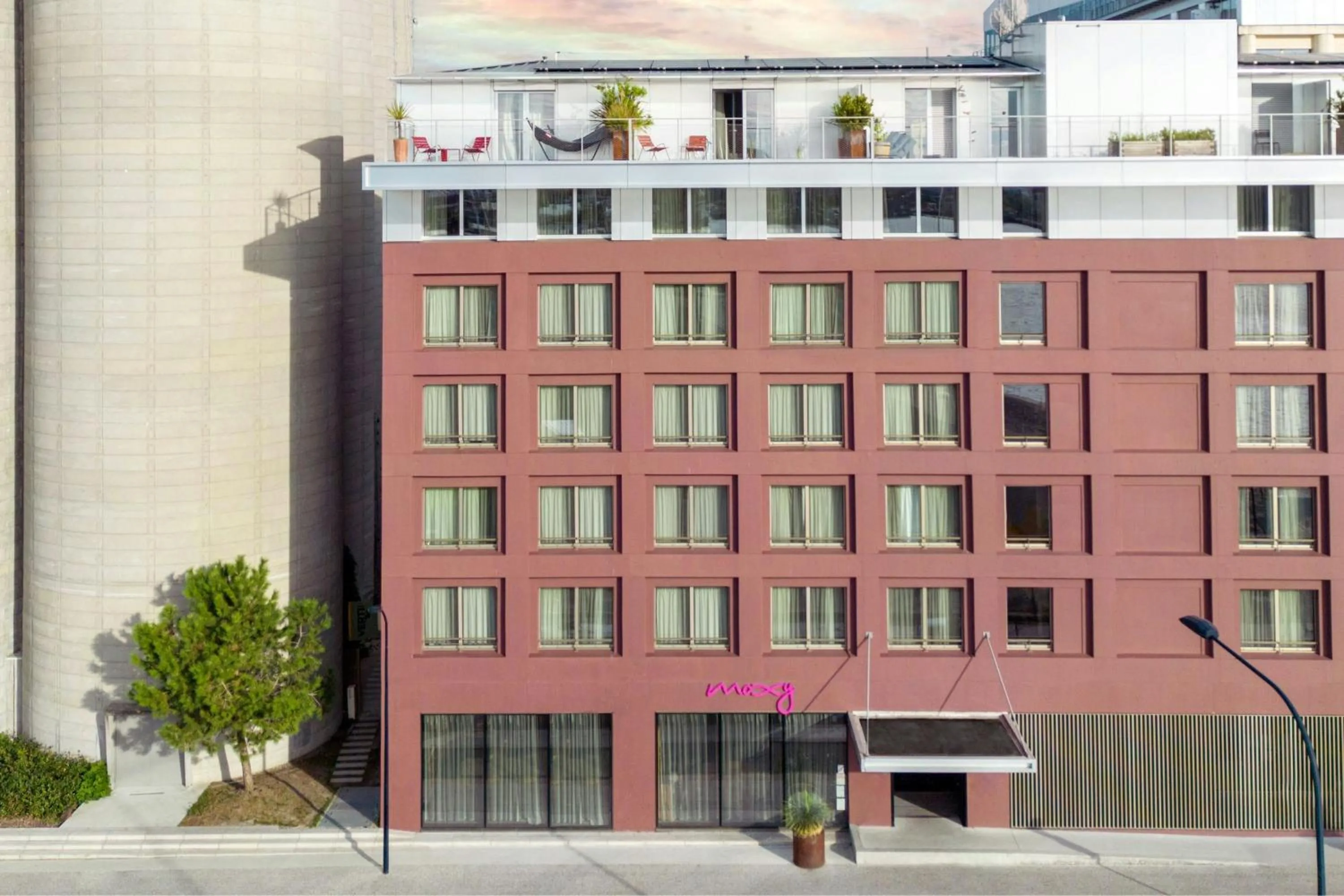 View (from property/room) in Moxy Bordeaux