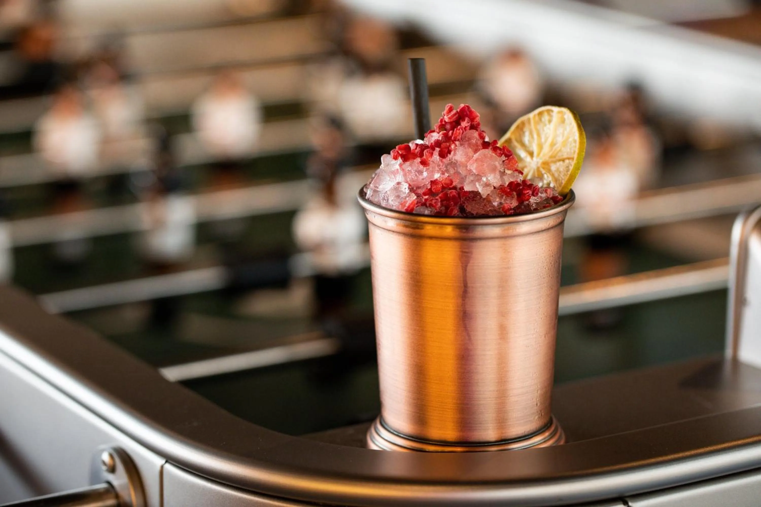 Lounge or bar in Moxy Bordeaux