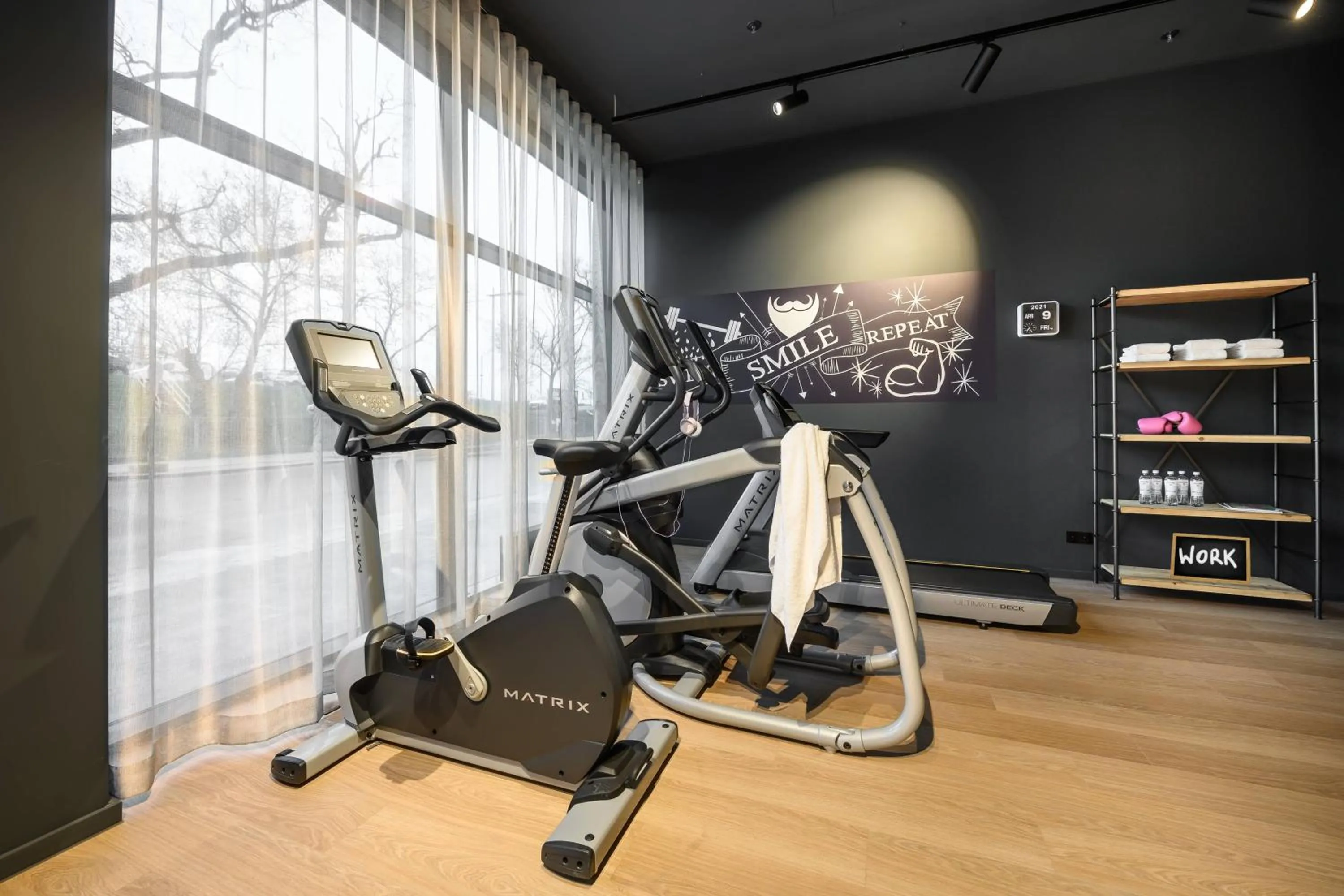 Fitness centre/facilities in Moxy Dresden Neustadt
