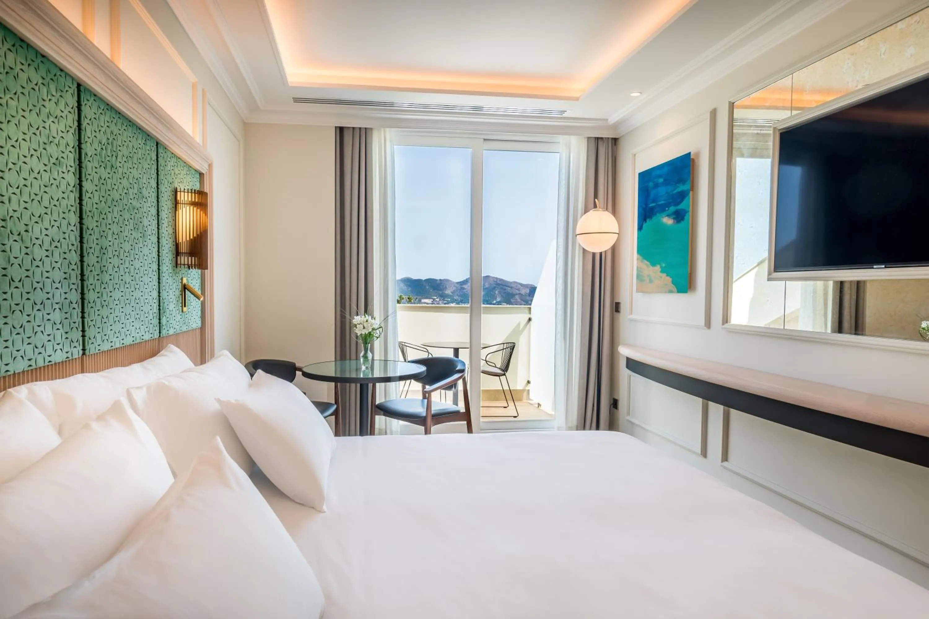 Photo of the whole room, Bed in Barceló La Nucía Palms