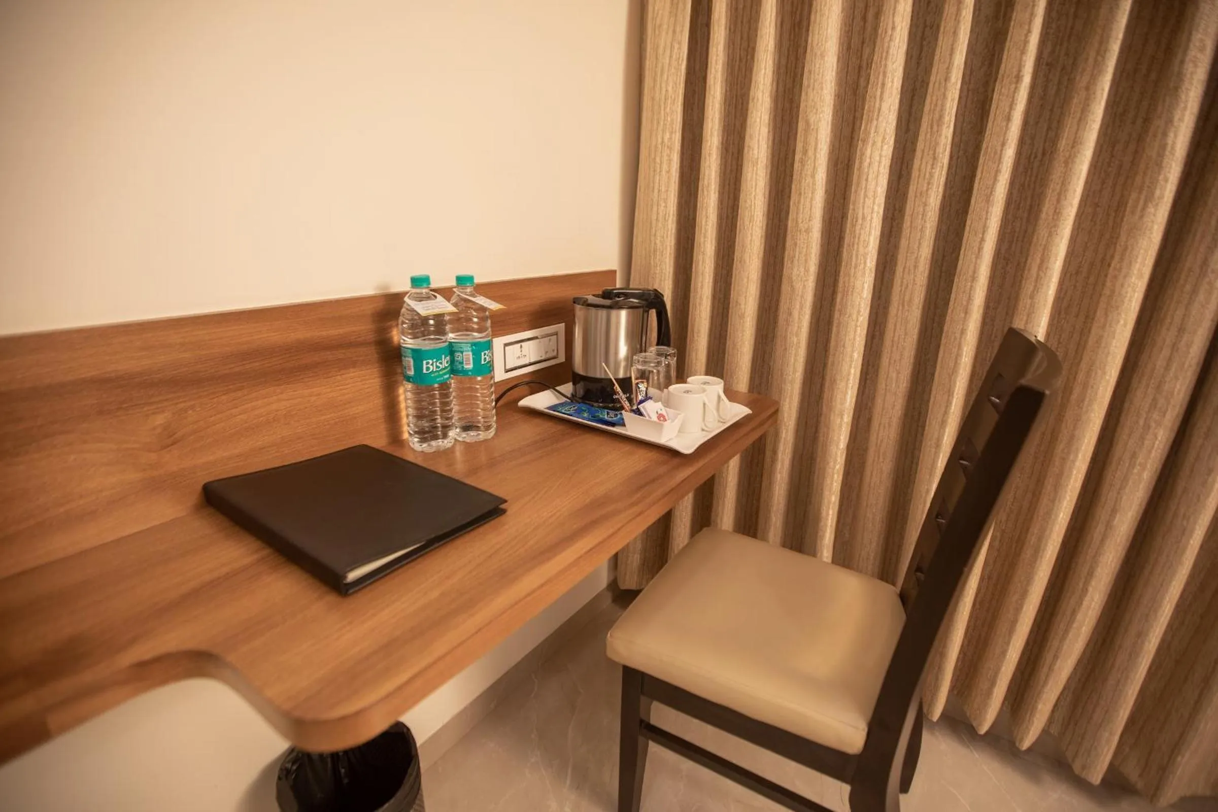 Coffee/tea facilities in Hotel Naaz Executive
