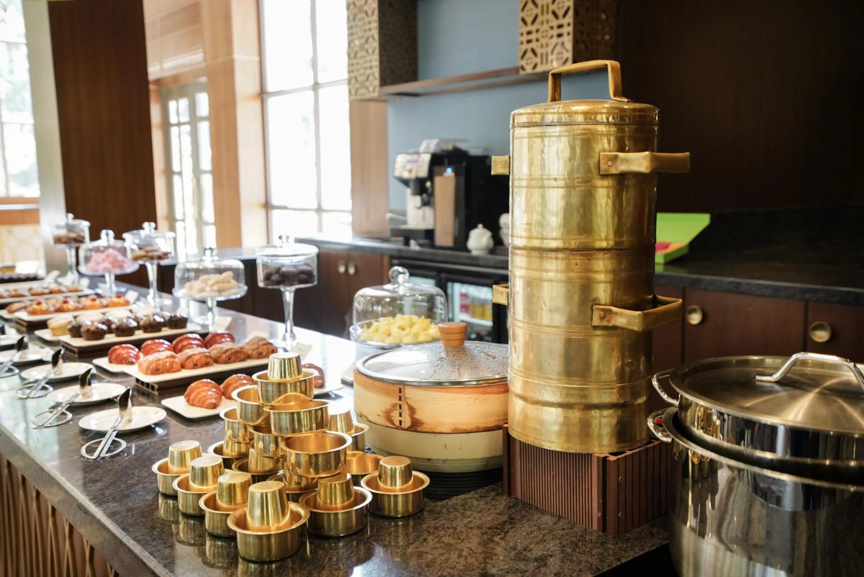 Buffet breakfast in Rosetta Sakleshpur