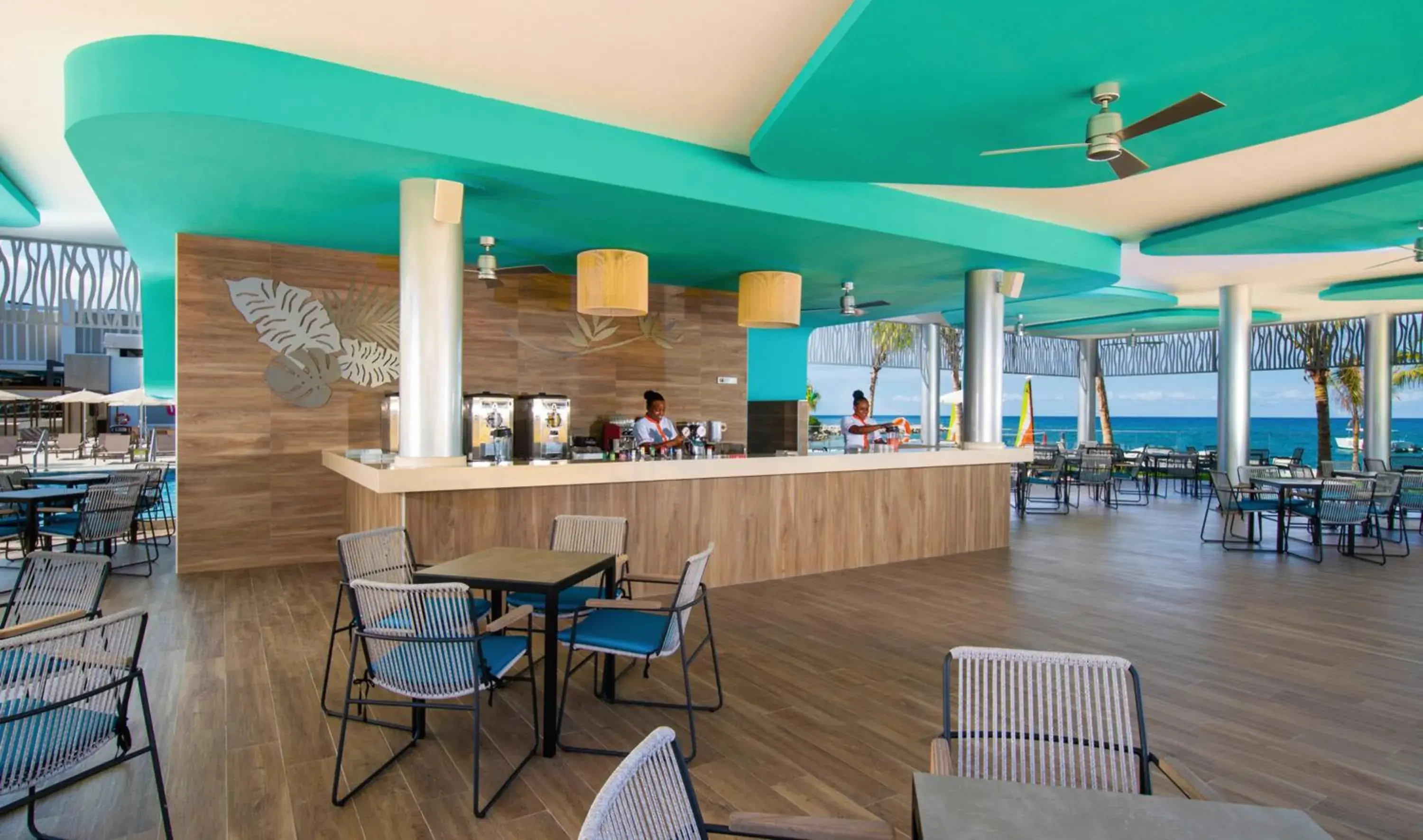 Lounge or bar in Riu Montego Bay - Adults Only - All Inclusive Lounge or bar in Riu Montego Bay - Adults Only - All Inclusive