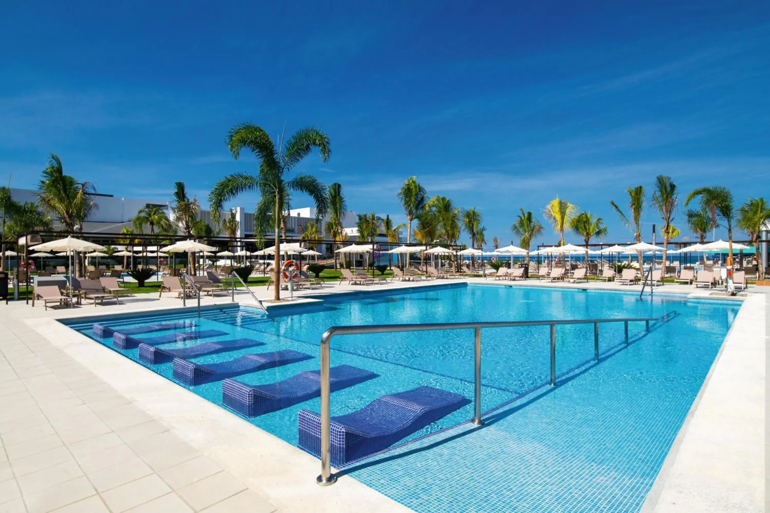 Swimming pool in Riu Montego Bay - Adults Only - All Inclusive Swimming pool in Riu Montego Bay - Adults Only - All Inclusive
