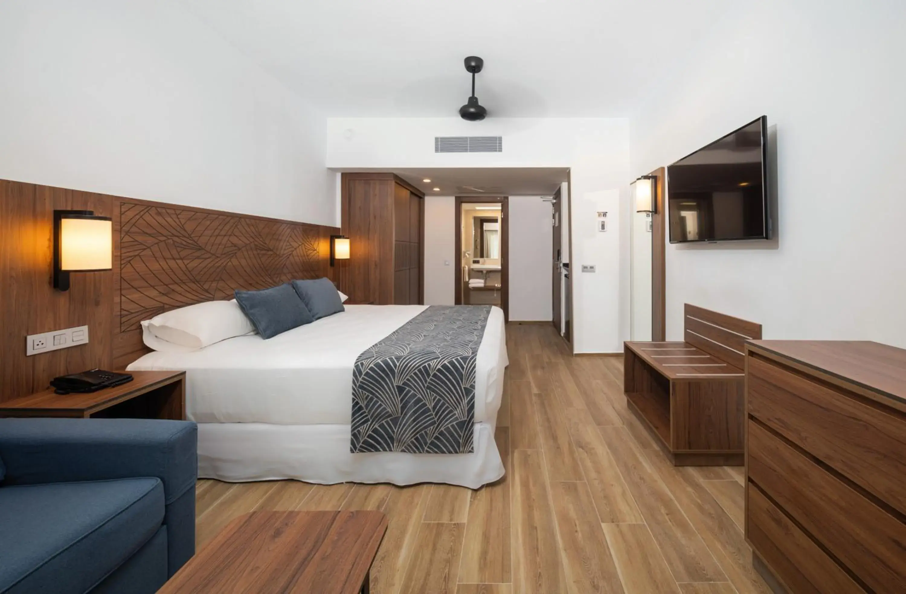 Bed in Riu Montego Bay - Adults Only - All Inclusive Bed in Riu Montego Bay - Adults Only - All Inclusive