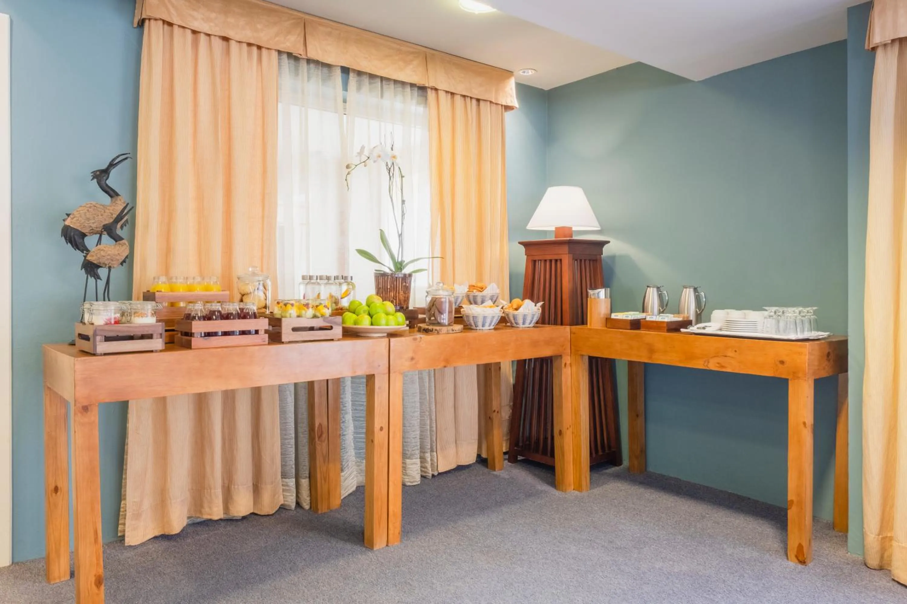 Meeting/conference room in Iberostar Selection Rose Hall Suites - All Inclusive