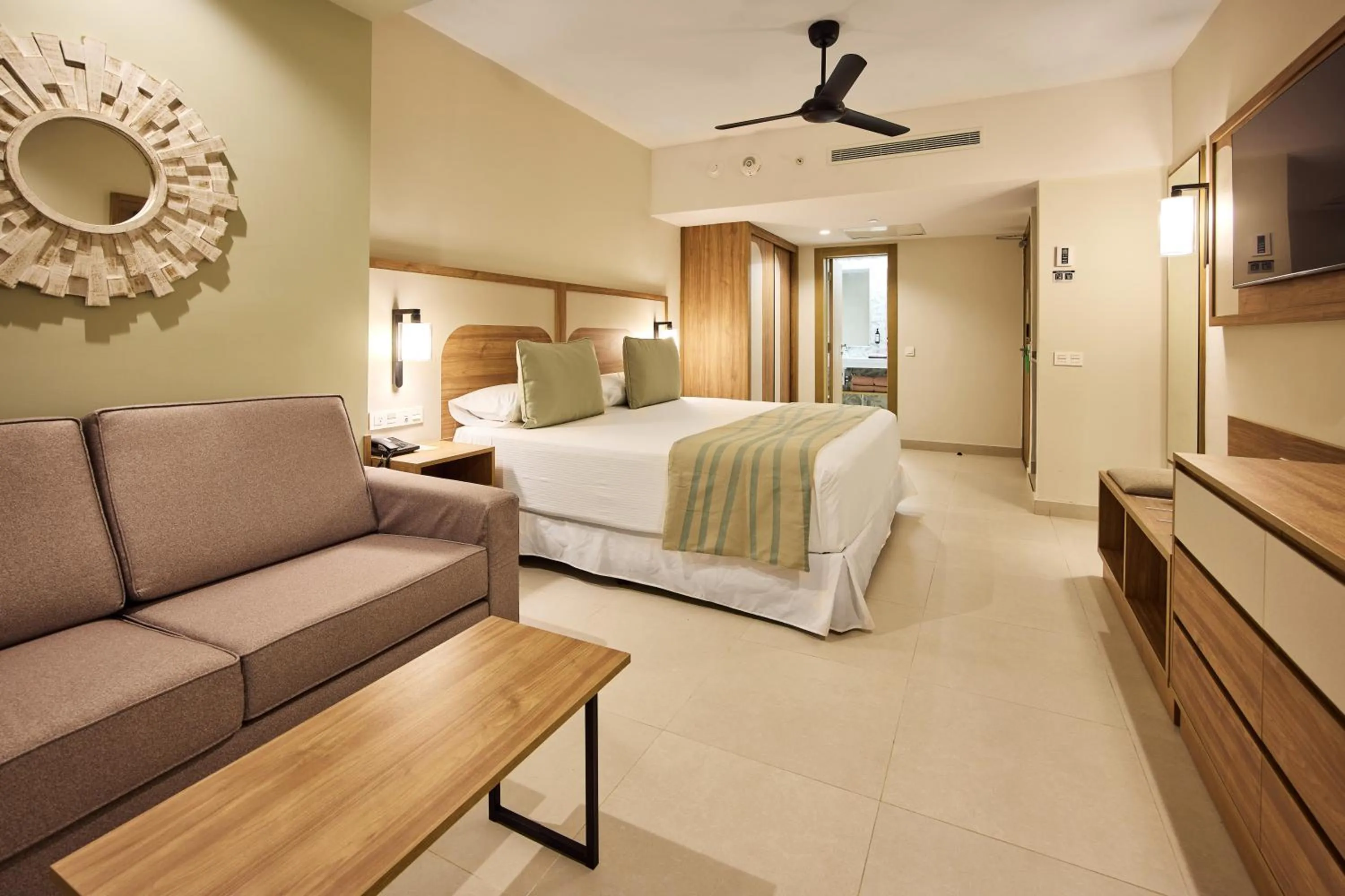 Bed in Riu Negril - All Inclusive