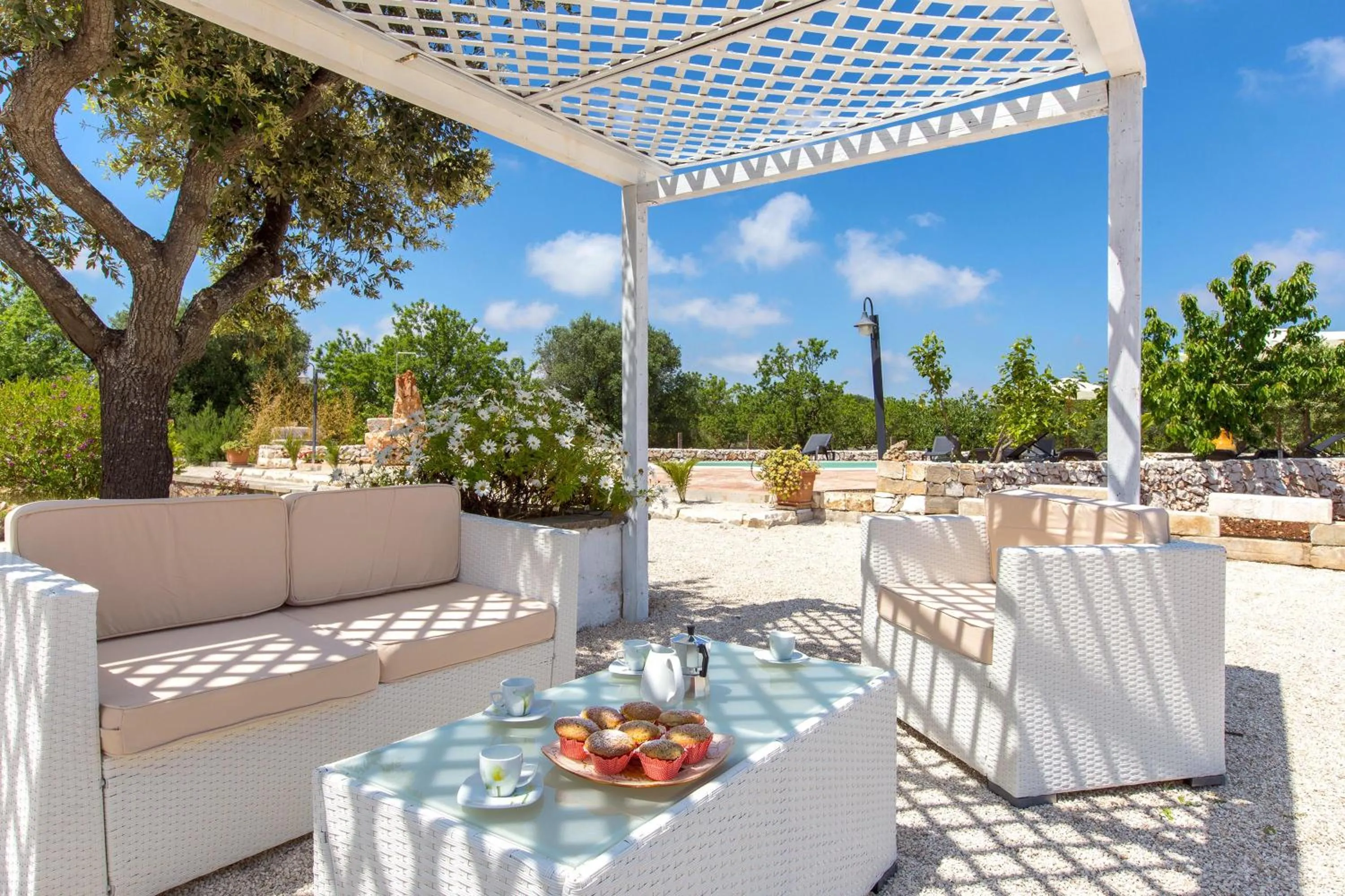 Patio in Villa Martina by BarbarHouse
