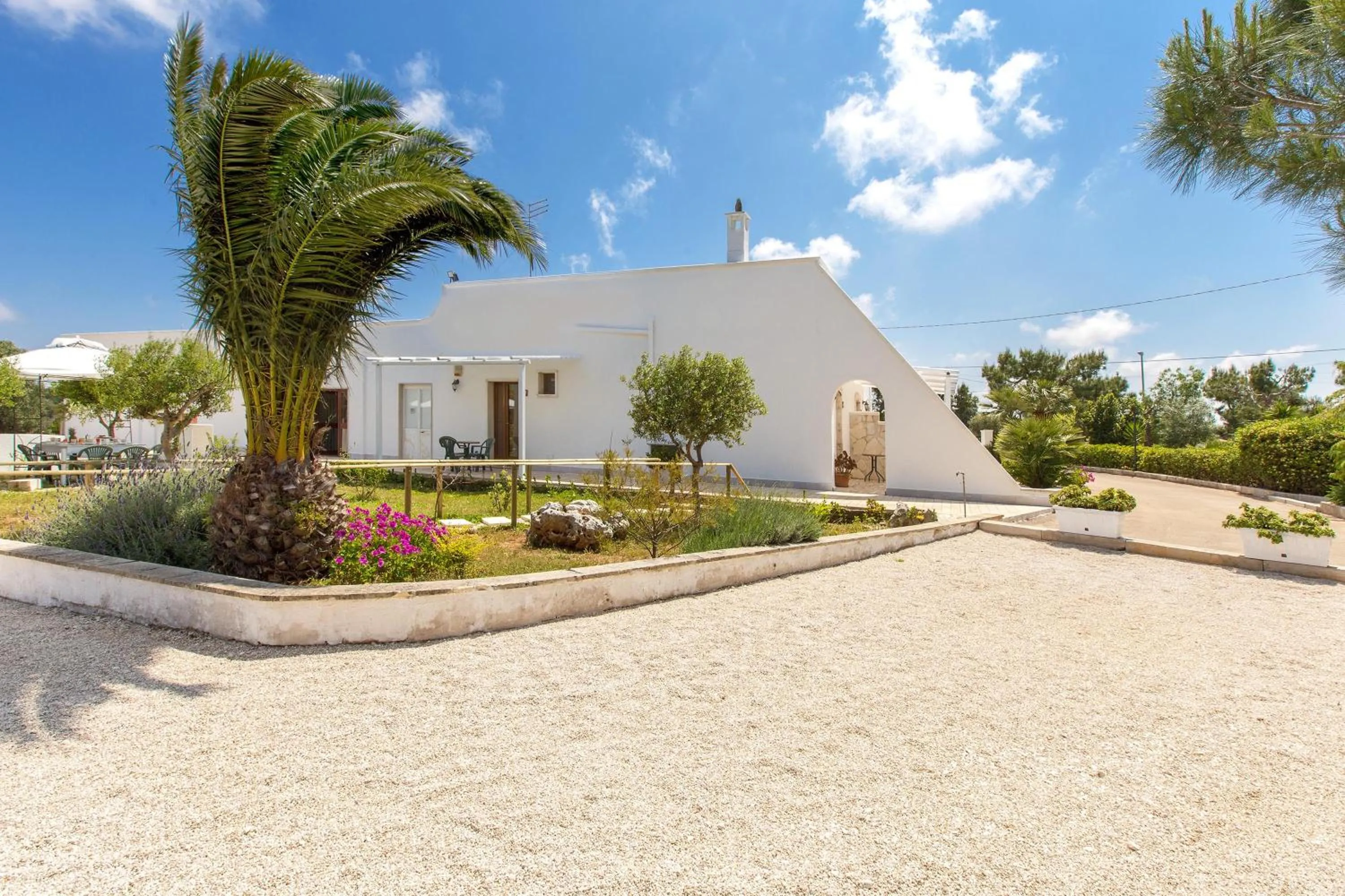 Property building in Villa Martina by BarbarHouse