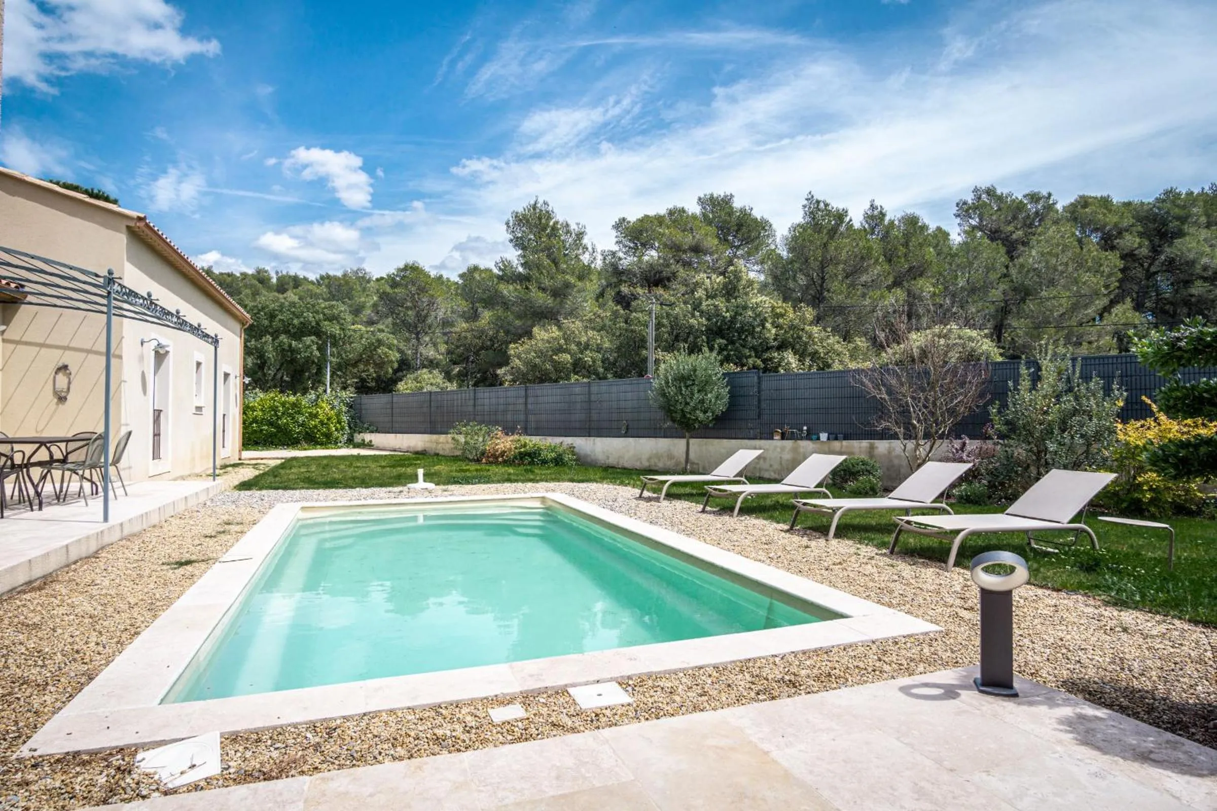 Stunning house on the edge of the Luberon