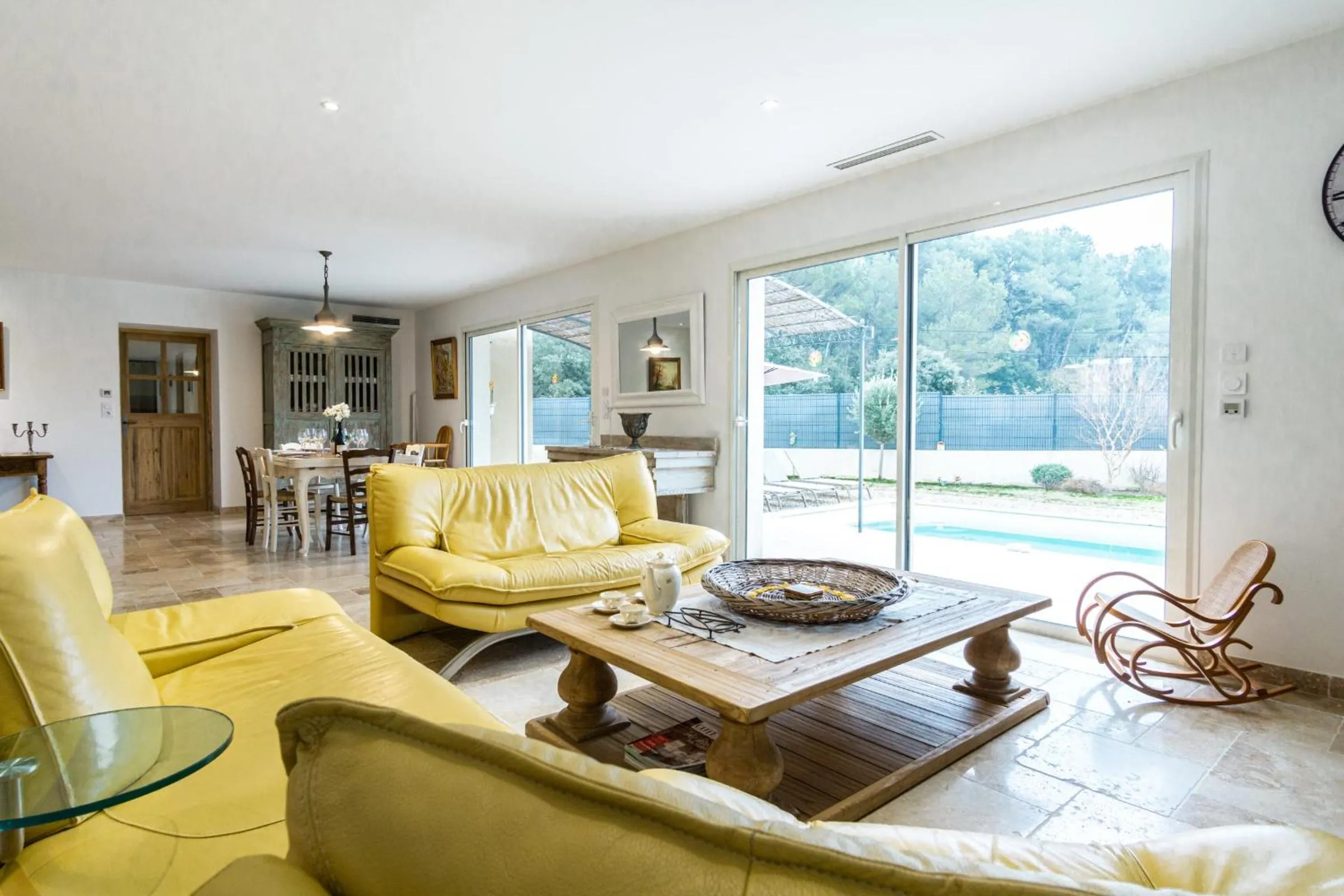 Stunning house on the edge of the Luberon