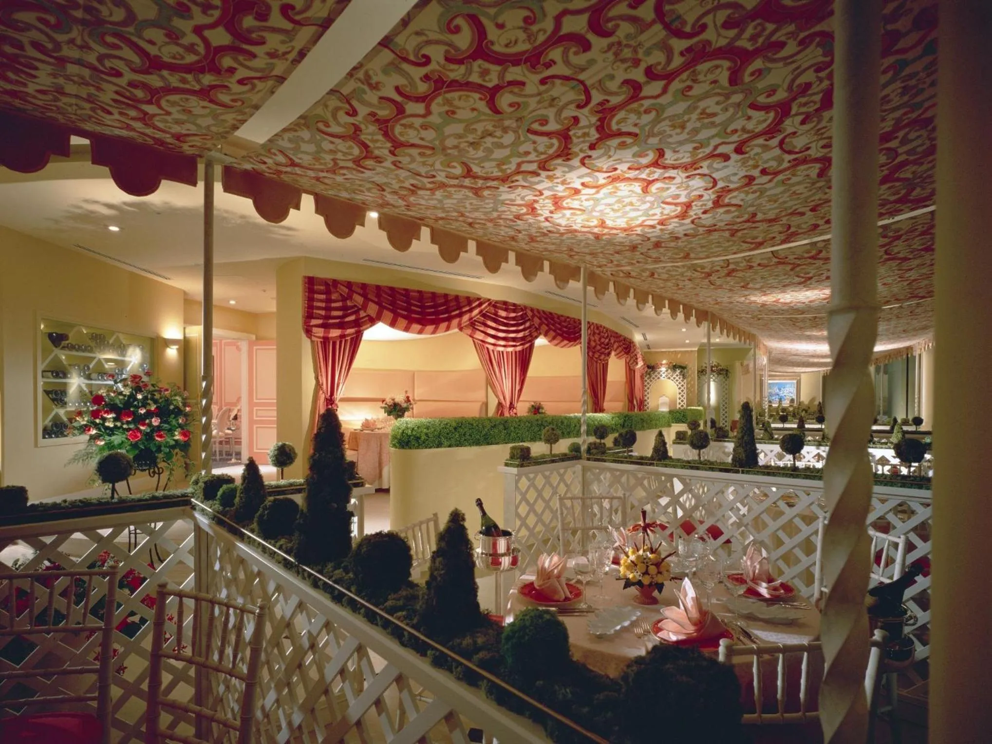 Restaurant/places to eat in The Yokohama Bay Hotel Tokyu