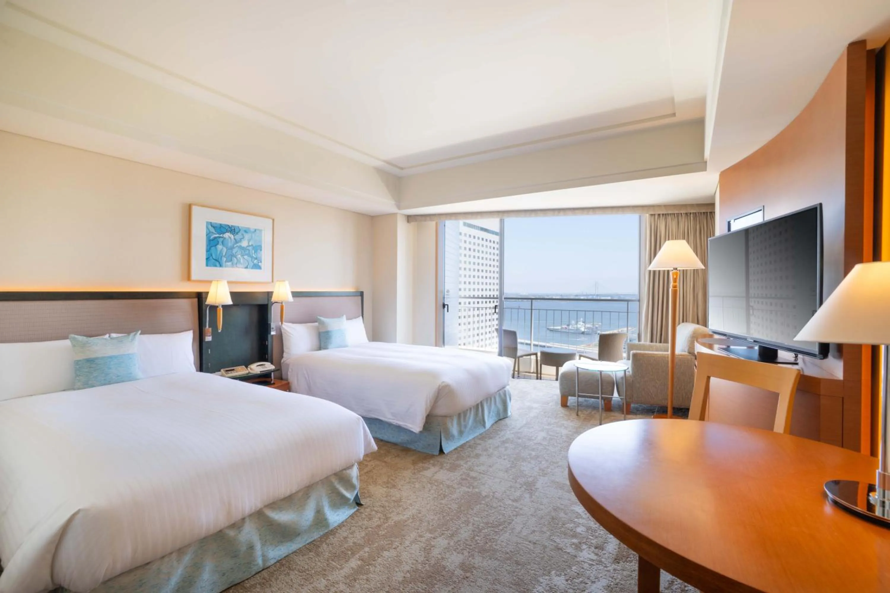 Photo of the whole room, Bed in The Yokohama Bay Hotel Tokyu