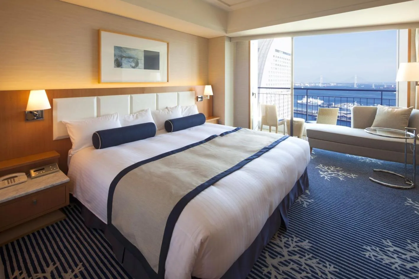 Bed in The Yokohama Bay Hotel Tokyu