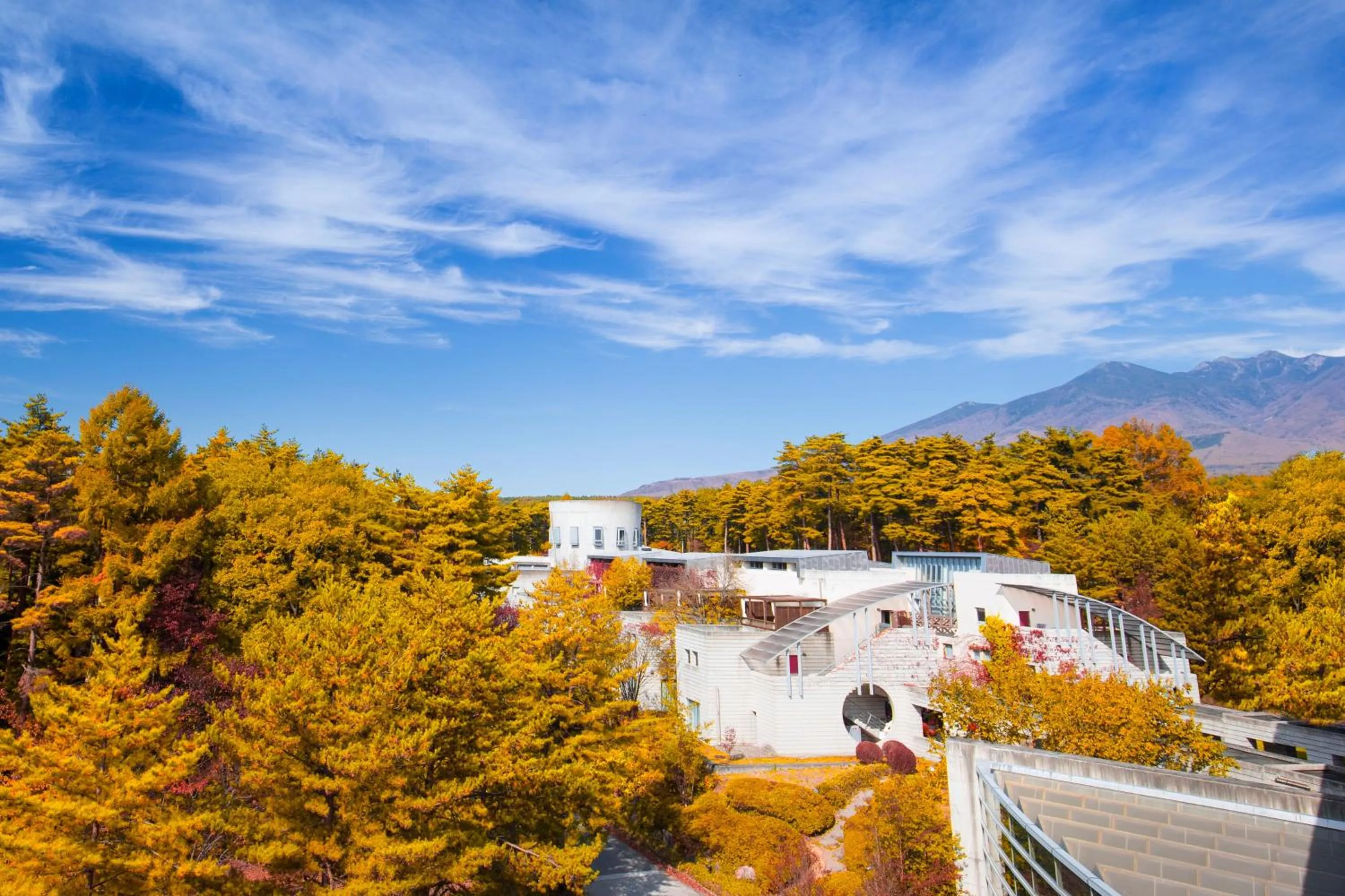 Property building in RISONARE Yatsugatake