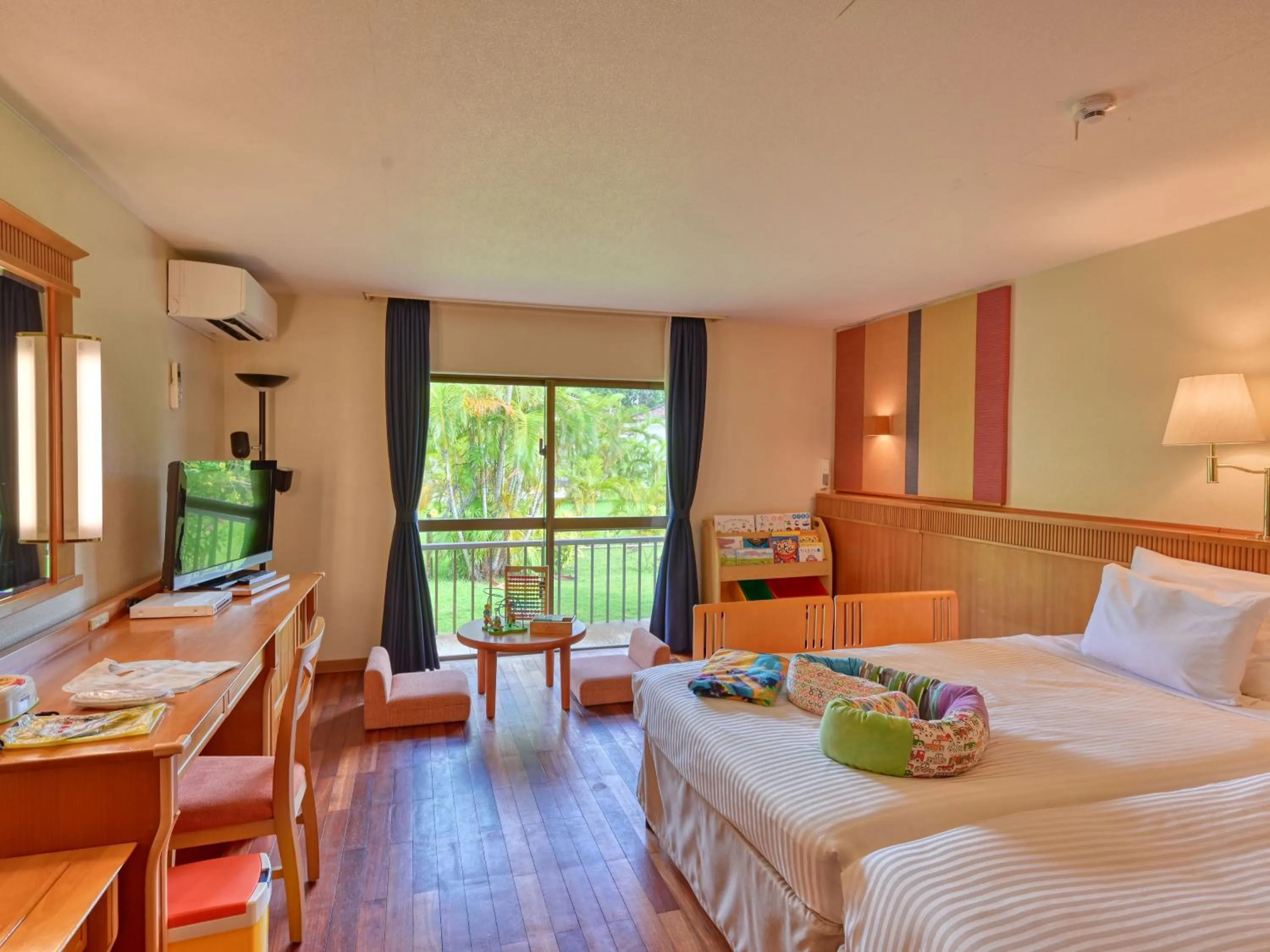 Photo of the whole room, Bed in FUSAKI BEACH RESORT HOTEL & VILLAS