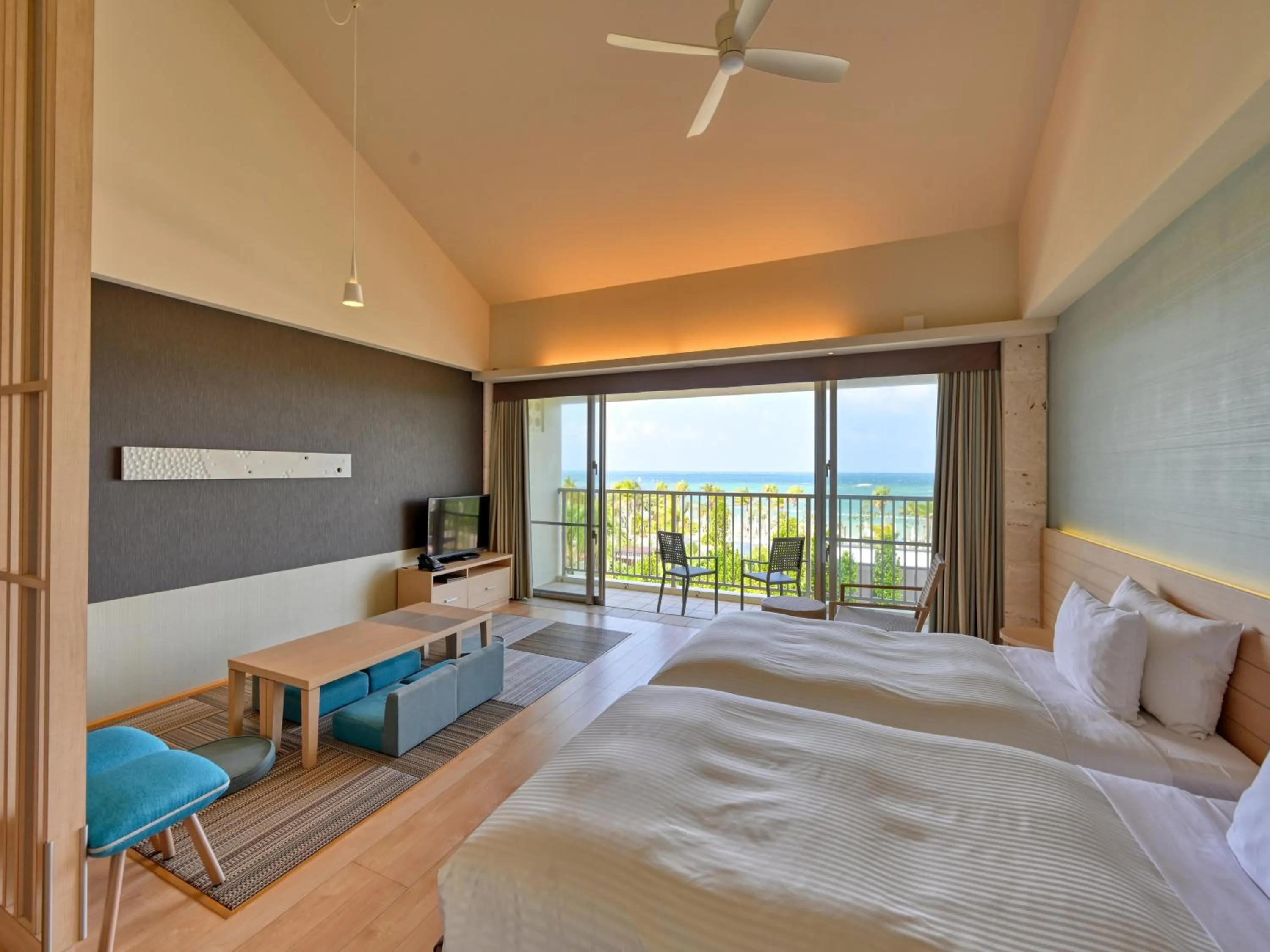 Photo of the whole room, Bed in FUSAKI BEACH RESORT HOTEL & VILLAS