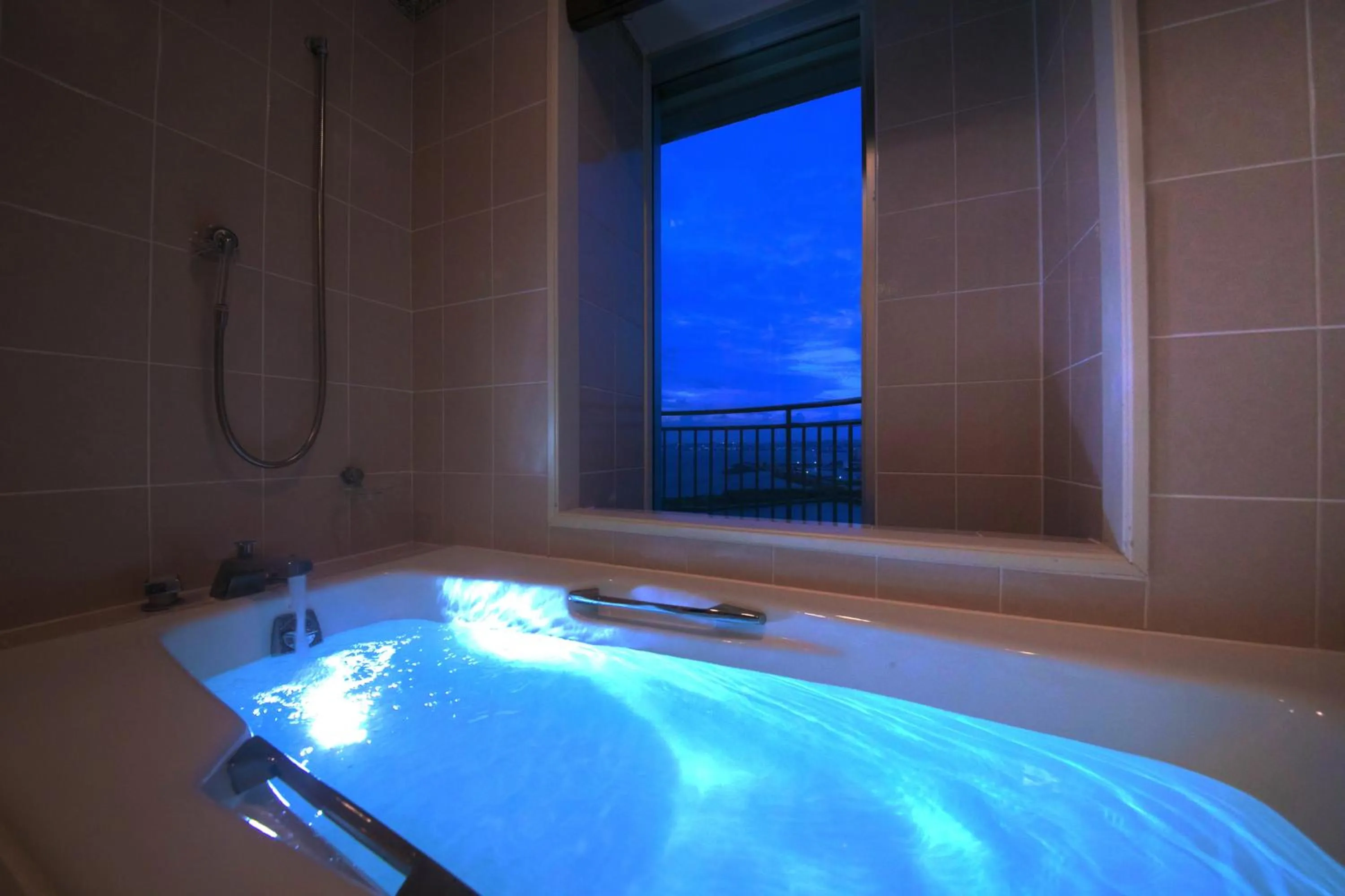 Photo of the whole room in Laguna Garden Hotel