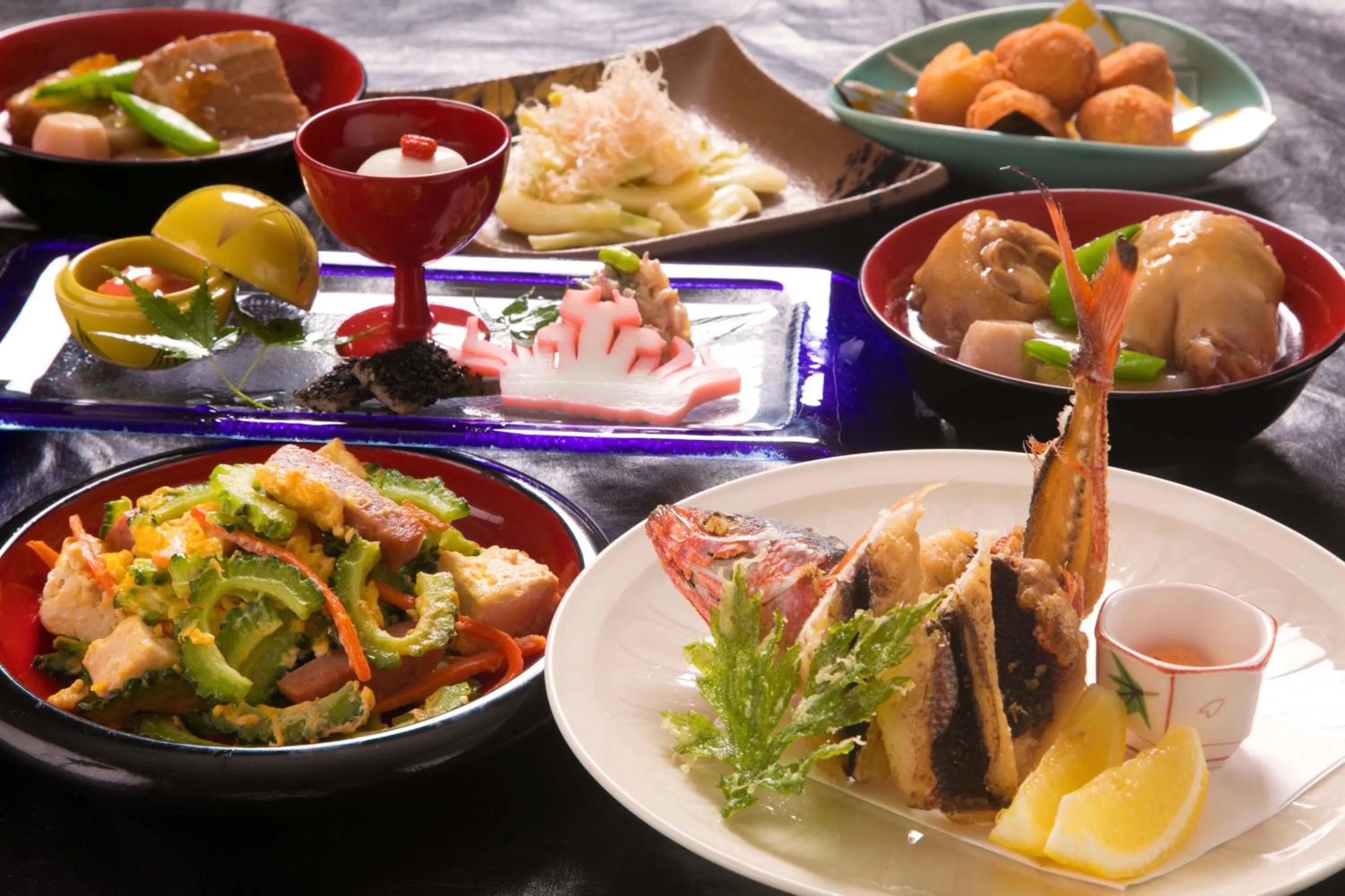 Restaurant/places to eat in Laguna Garden Hotel