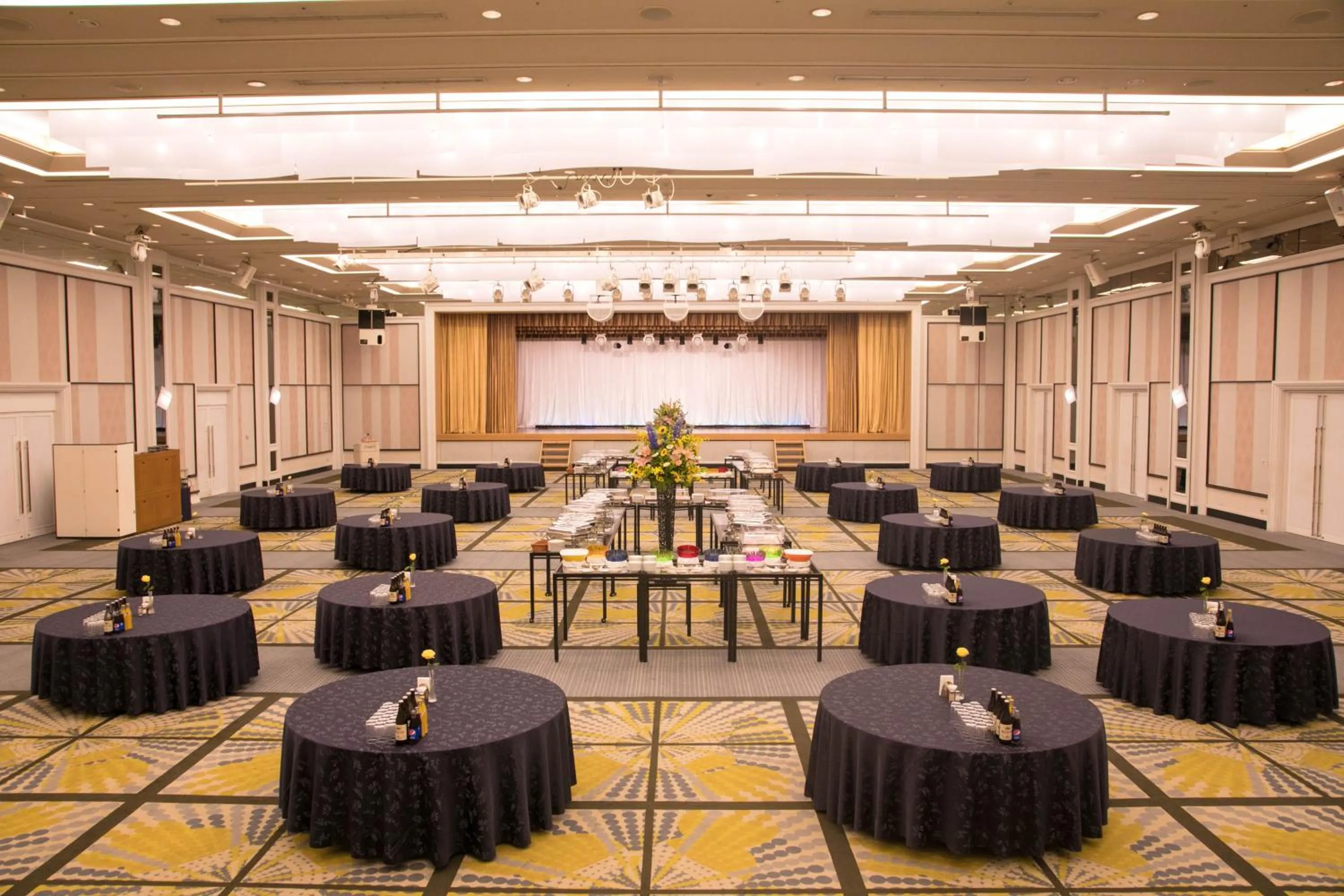 Banquet/Function facilities in Laguna Garden Hotel