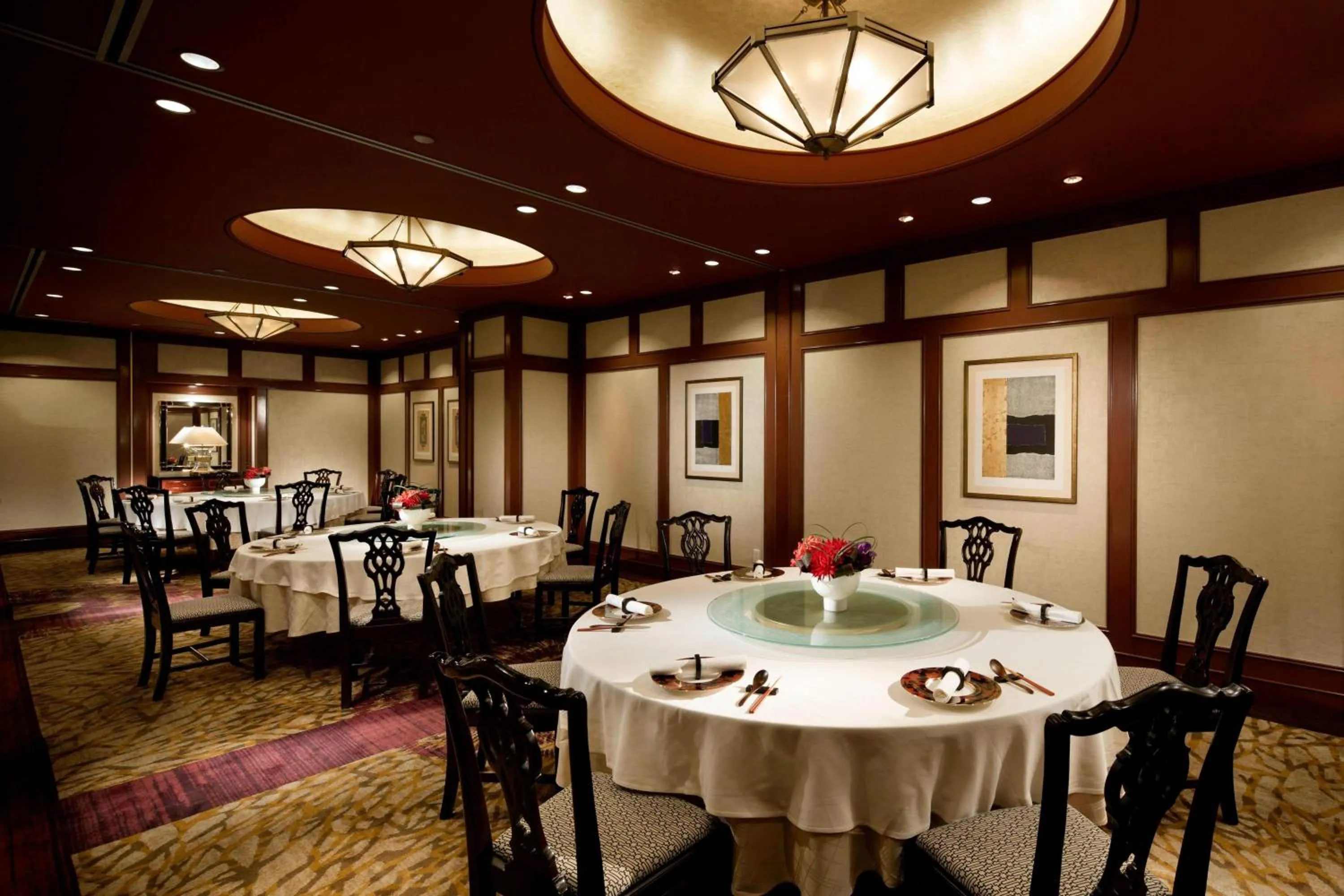 Restaurant/places to eat in Yokohama Bay Sheraton Hotel and Towers