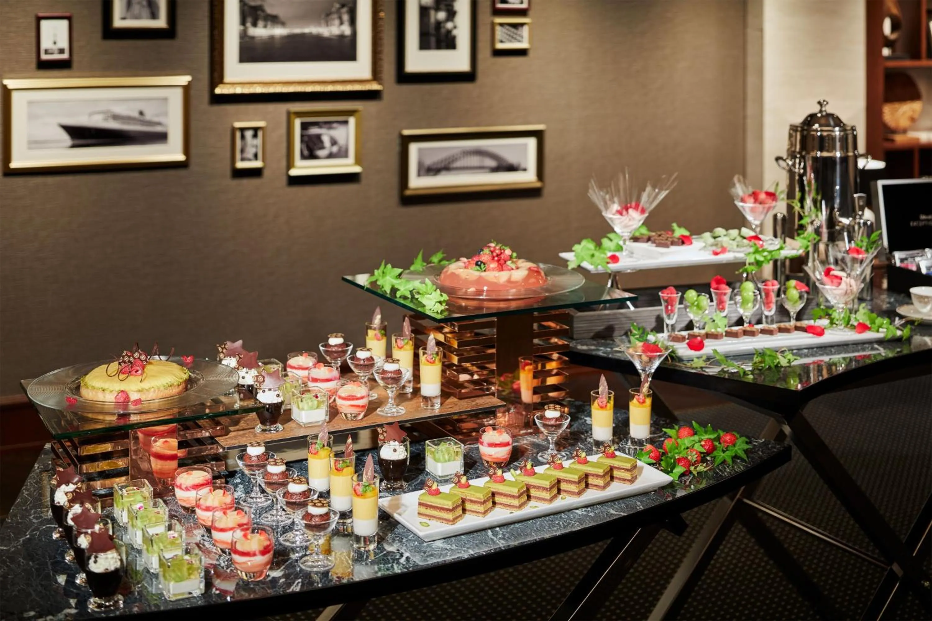 Meeting/conference room in Yokohama Bay Sheraton Hotel and Towers