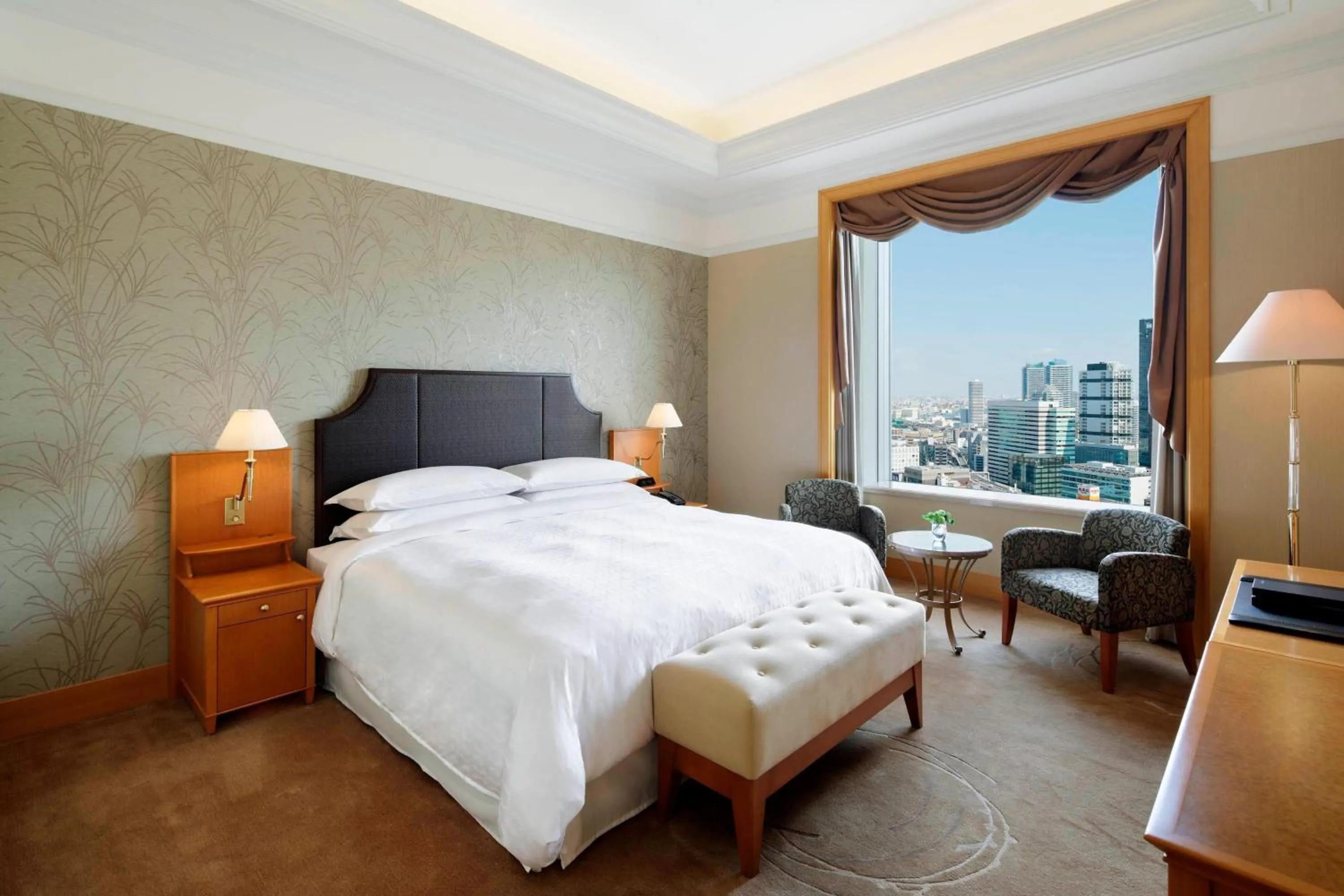 Bedroom, Bed in Yokohama Bay Sheraton Hotel and Towers