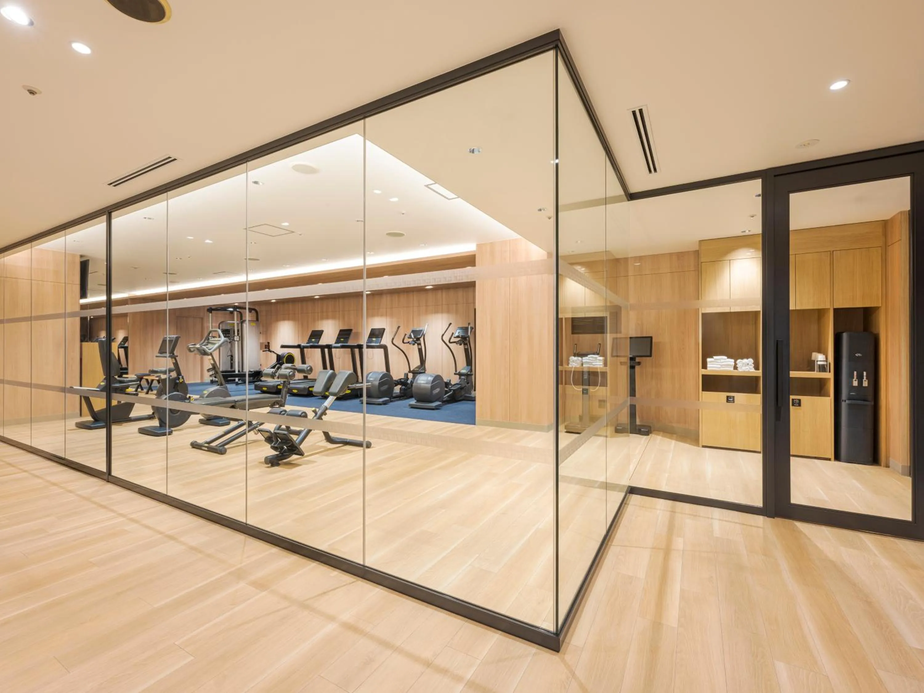 Fitness centre/facilities in Yokohama Bay Sheraton Hotel and Towers