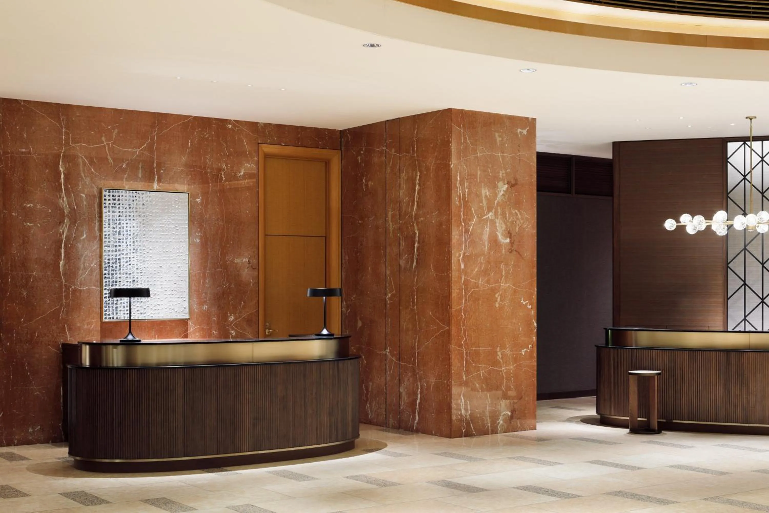 Lobby or reception in Yokohama Bay Sheraton Hotel and Towers