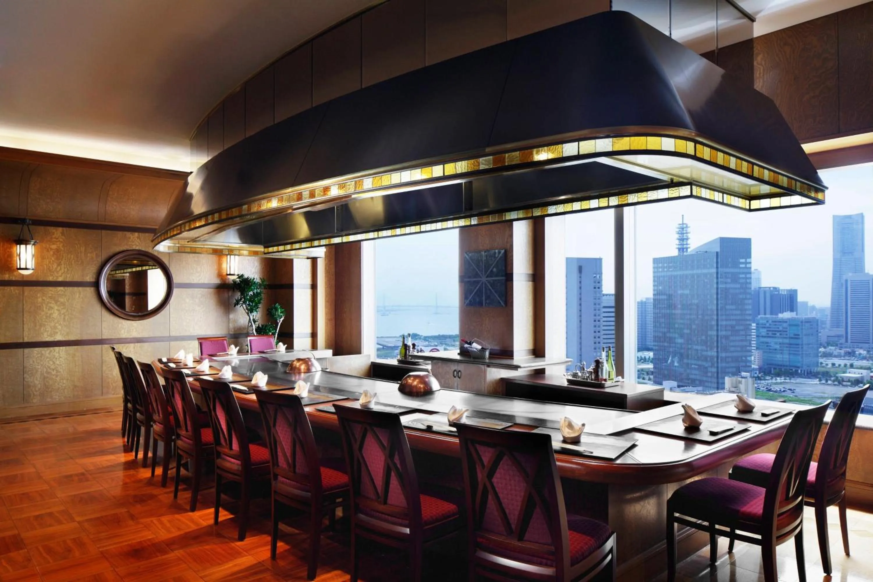 Restaurant/places to eat in Yokohama Bay Sheraton Hotel and Towers