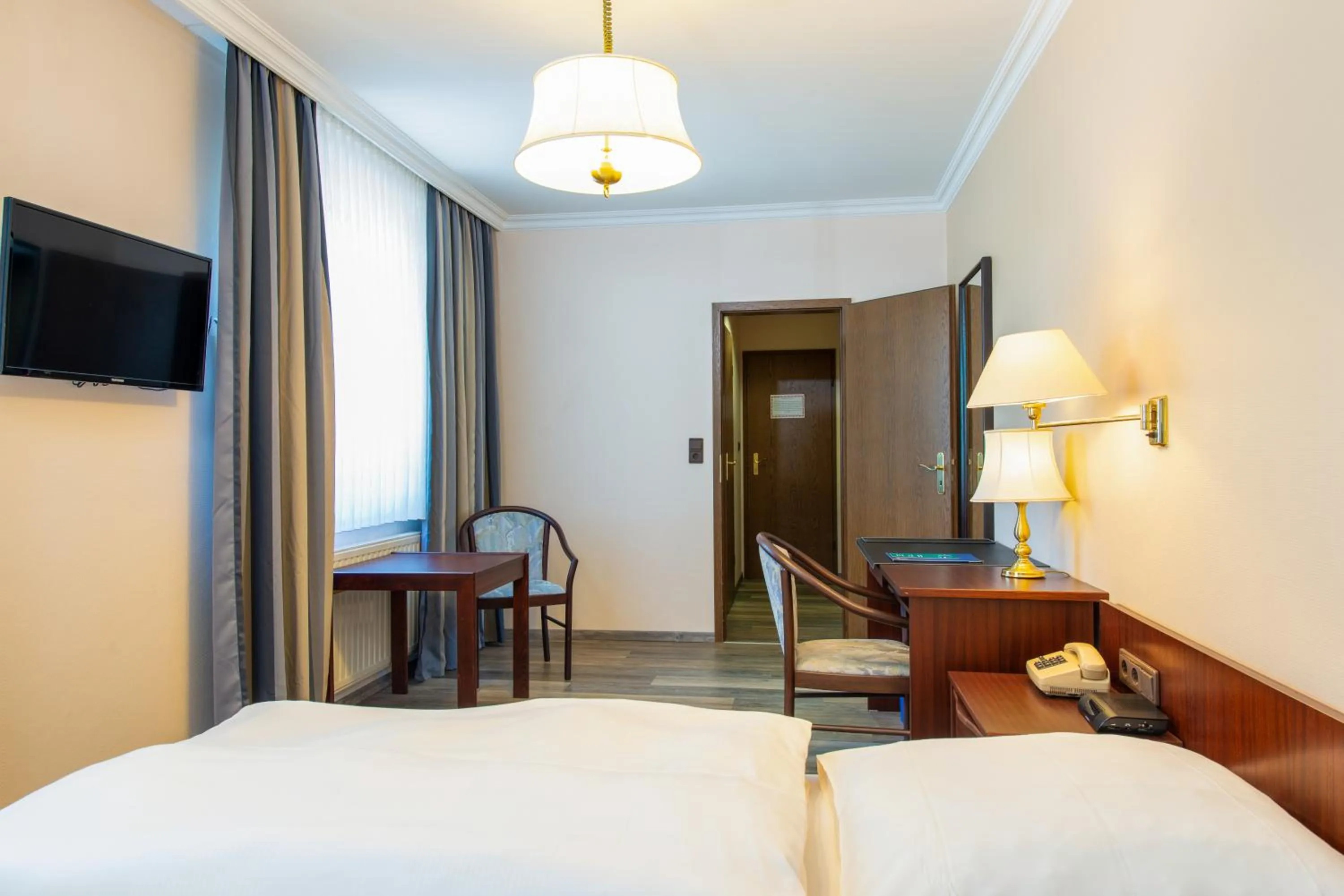 Photo of the whole room, Bed in Appart-Hotel-Heldt