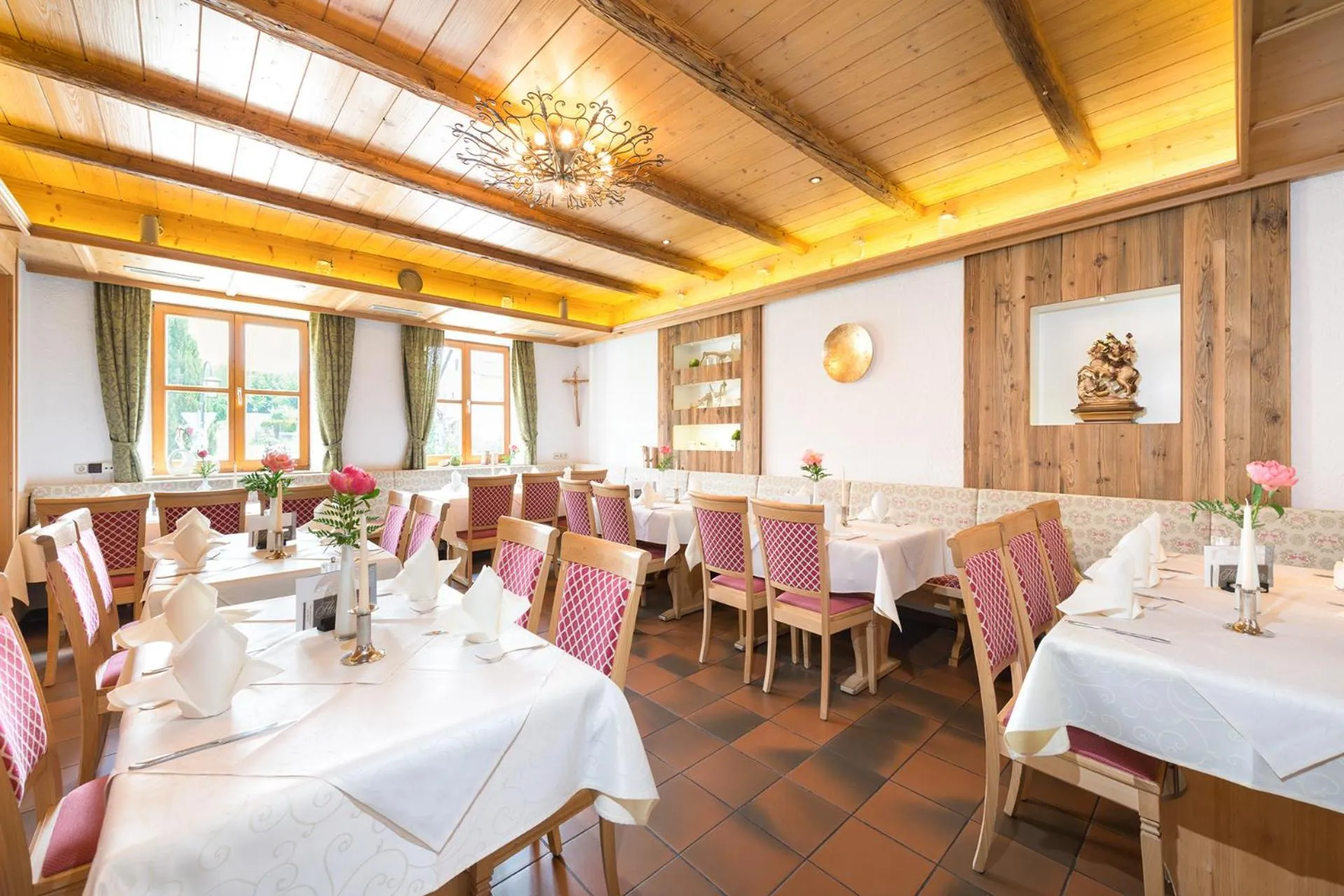 Restaurant/places to eat in Hotel Landgasthof Hofmeier