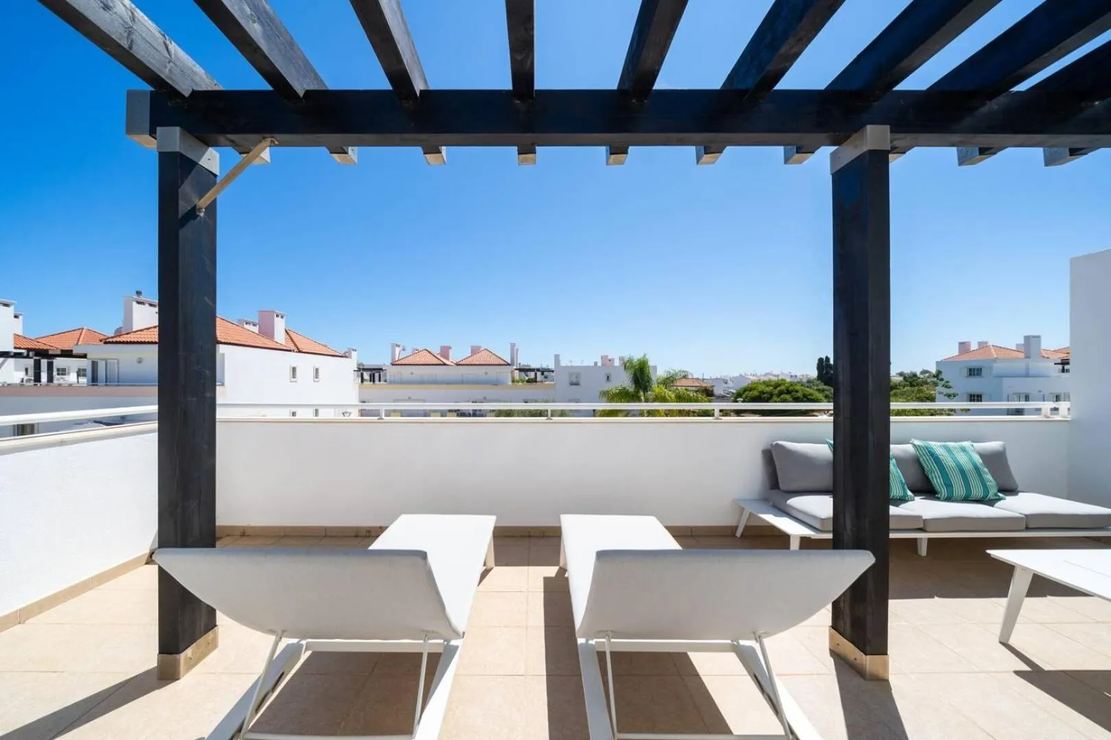 Balcony/Terrace in Fresh & Breezy Tavira Apartment