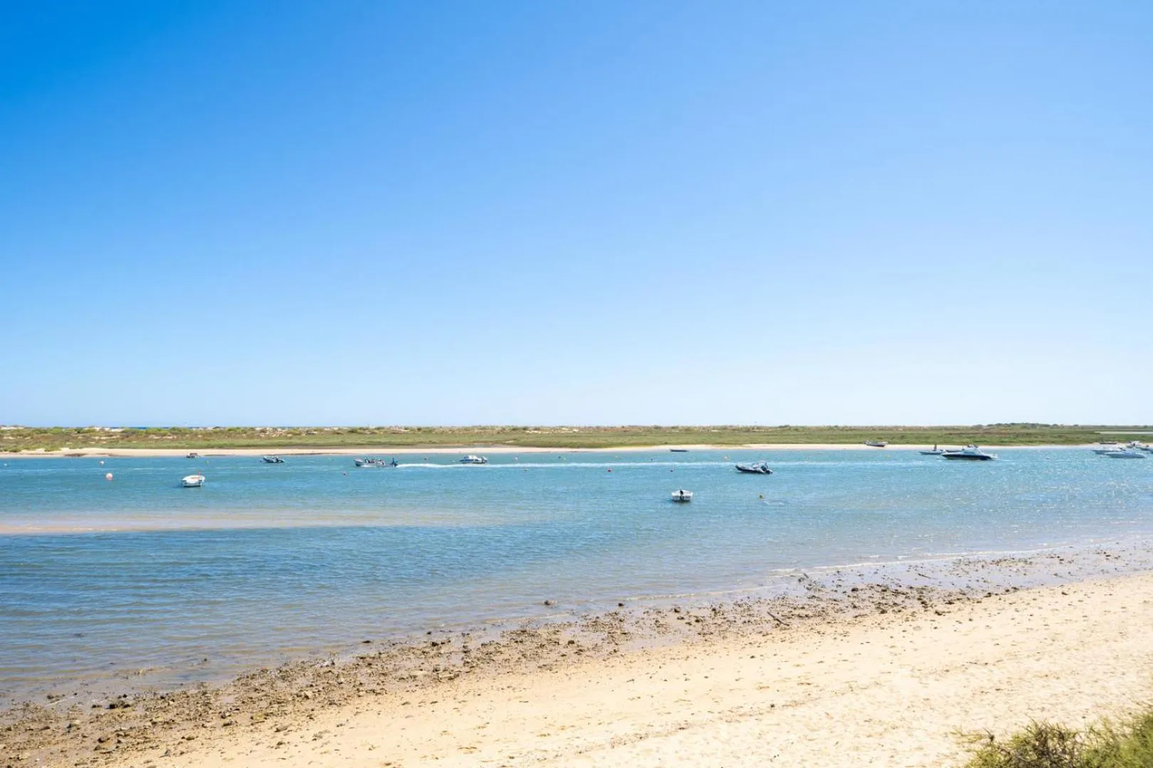 Other in Fresh & Breezy Tavira Apartment