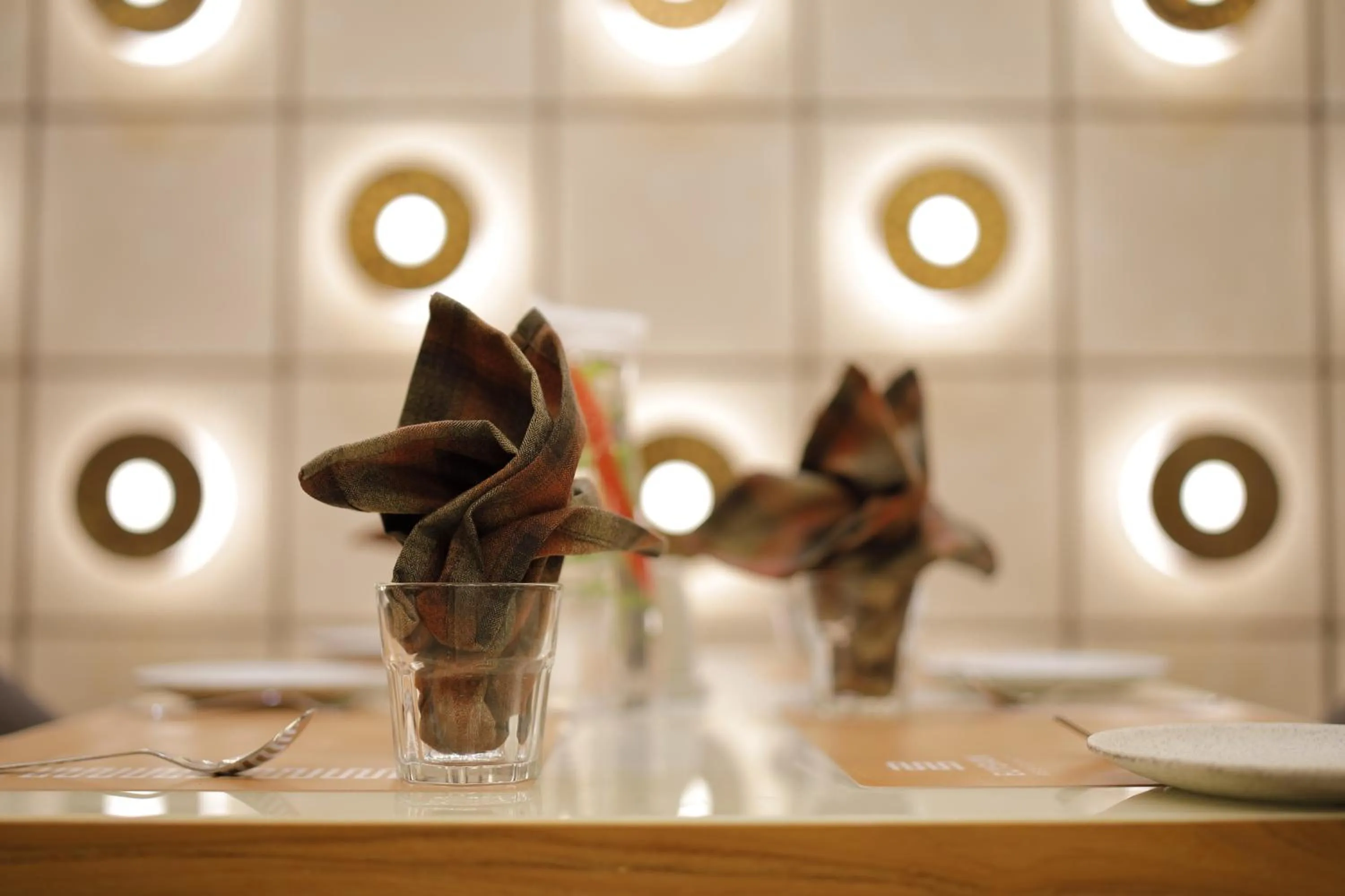 Restaurant/places to eat in Hotel Elysian Residency