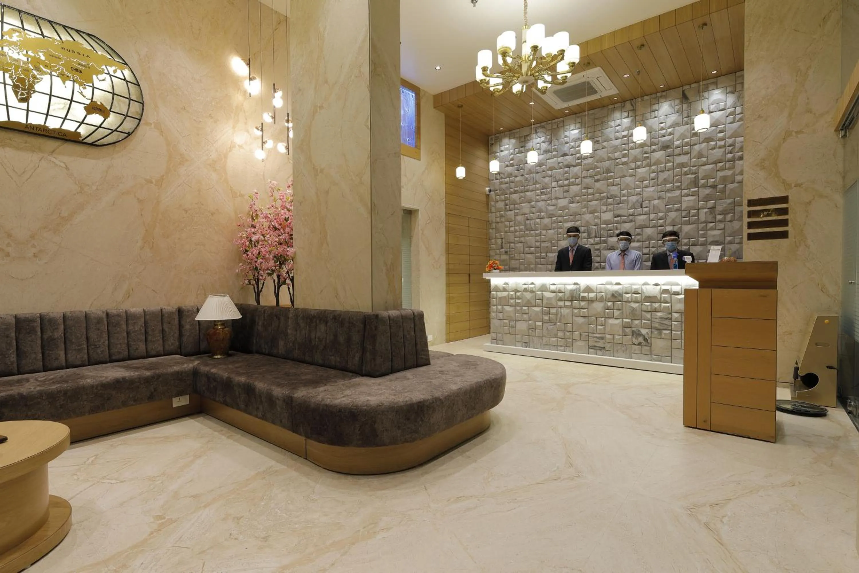 Lobby or reception in Hotel Elysian Residency